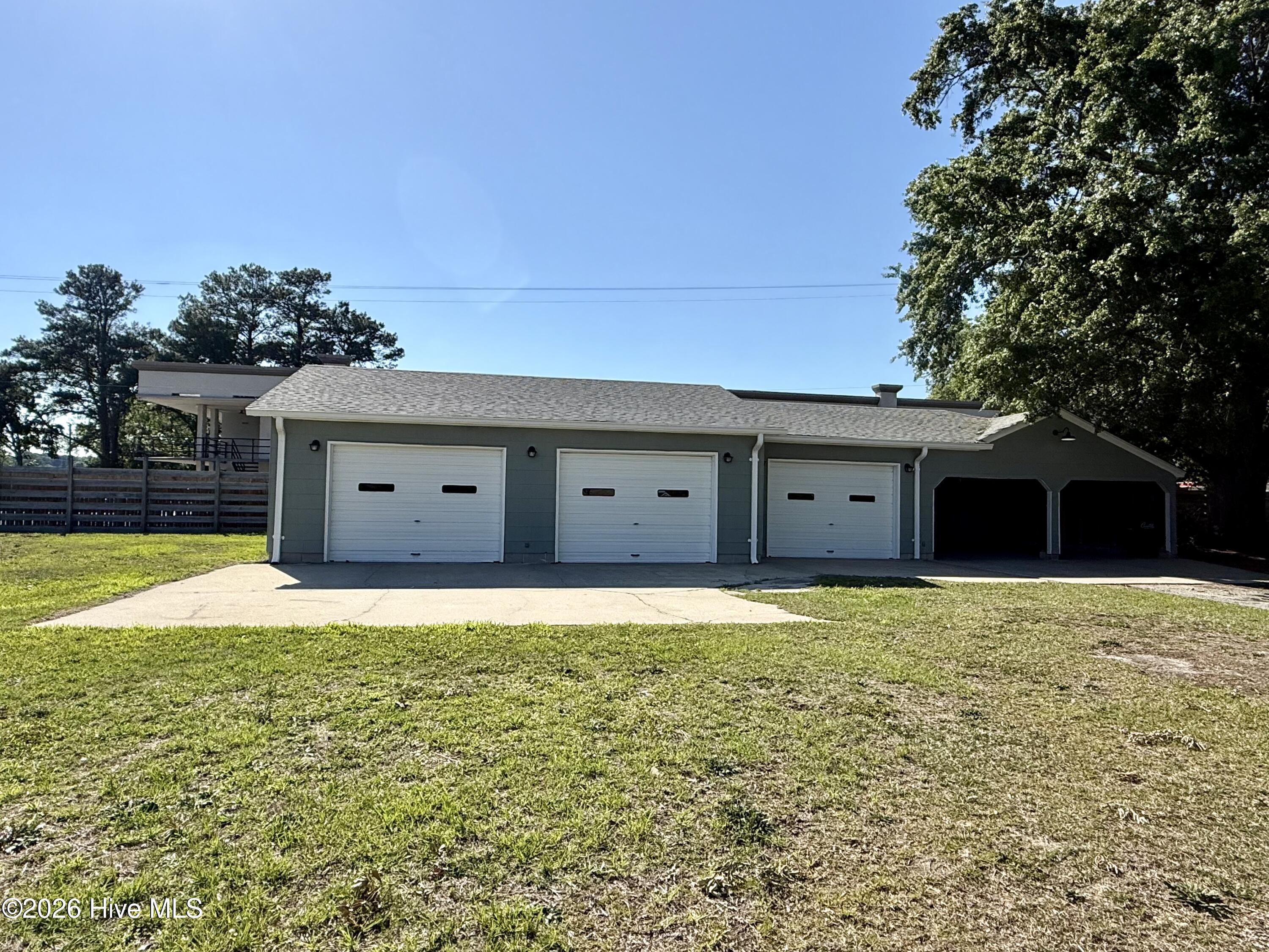 161 Walhurst Avenue Property Photo 23