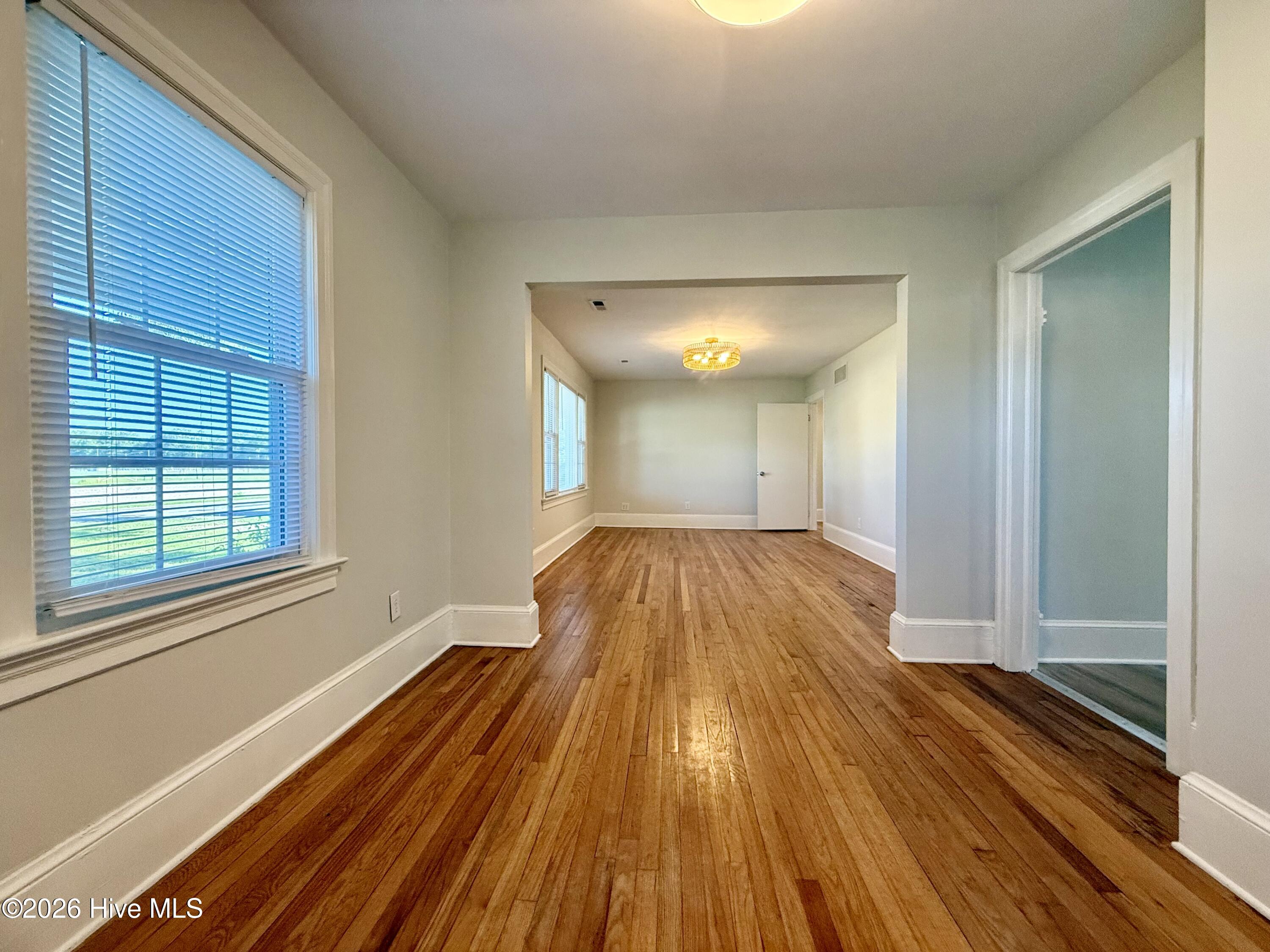 161 Walhurst Avenue Property Photo 27