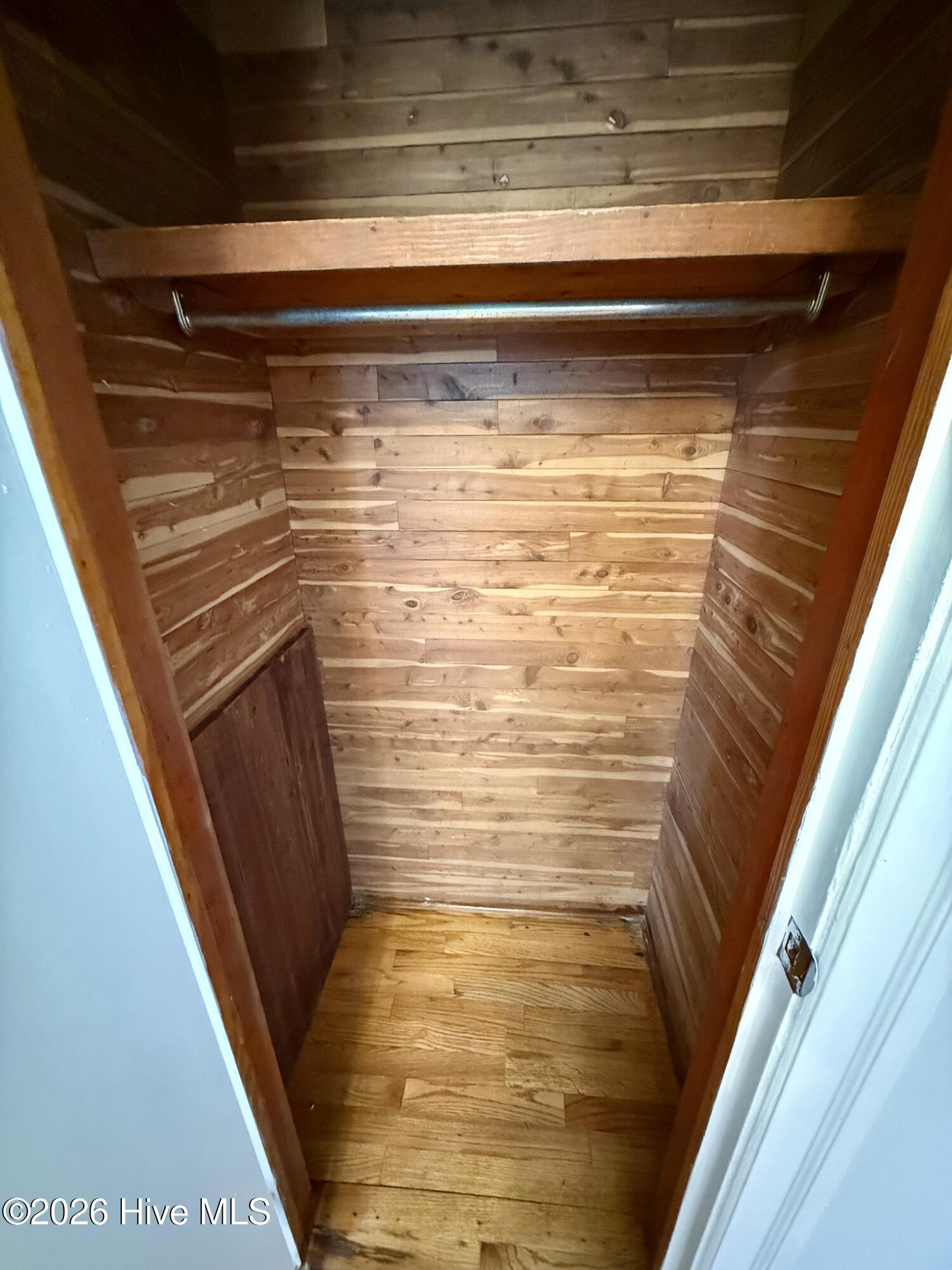 161 Walhurst Avenue Property Photo 37