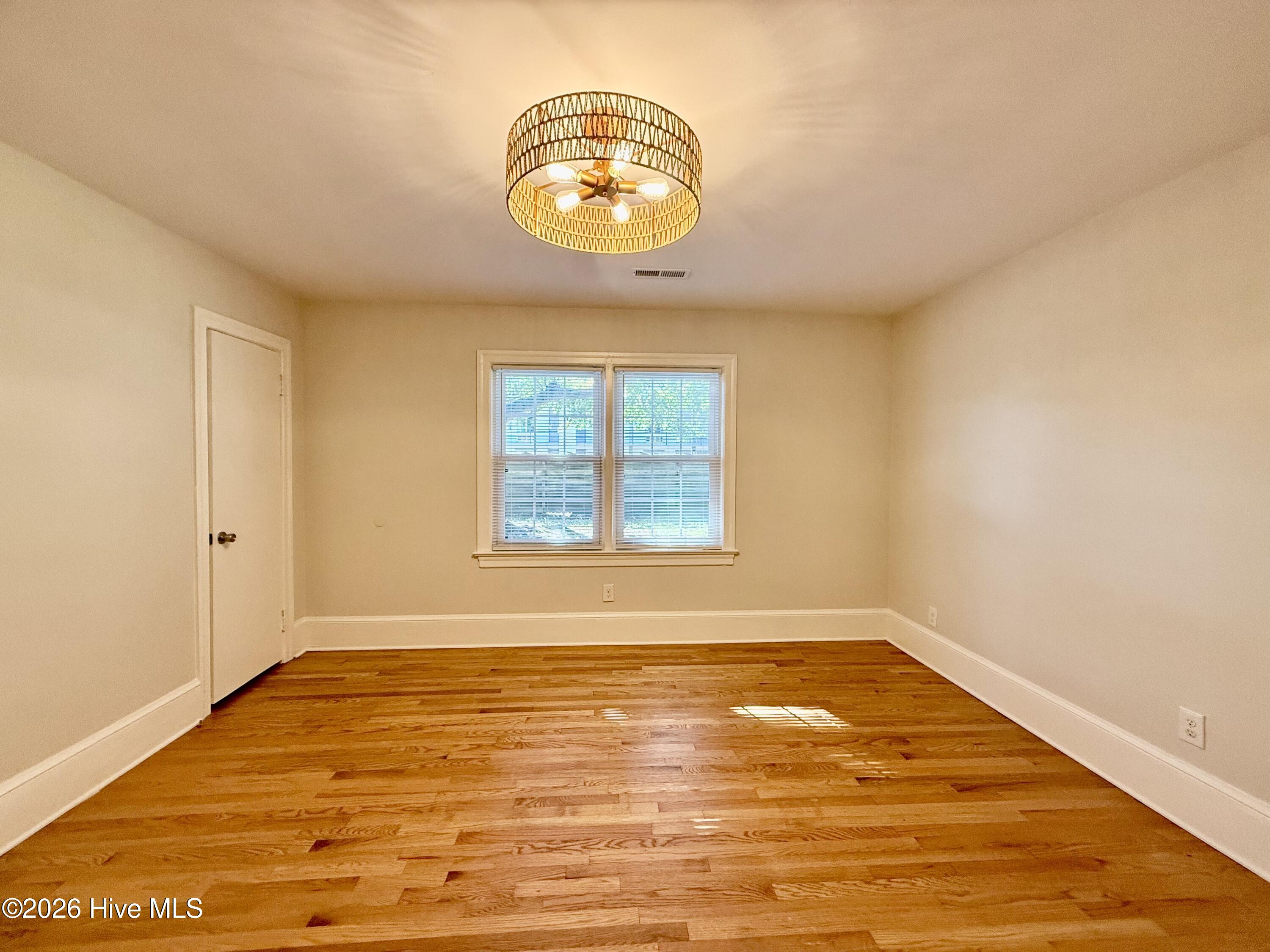161 Walhurst Avenue Property Photo 47
