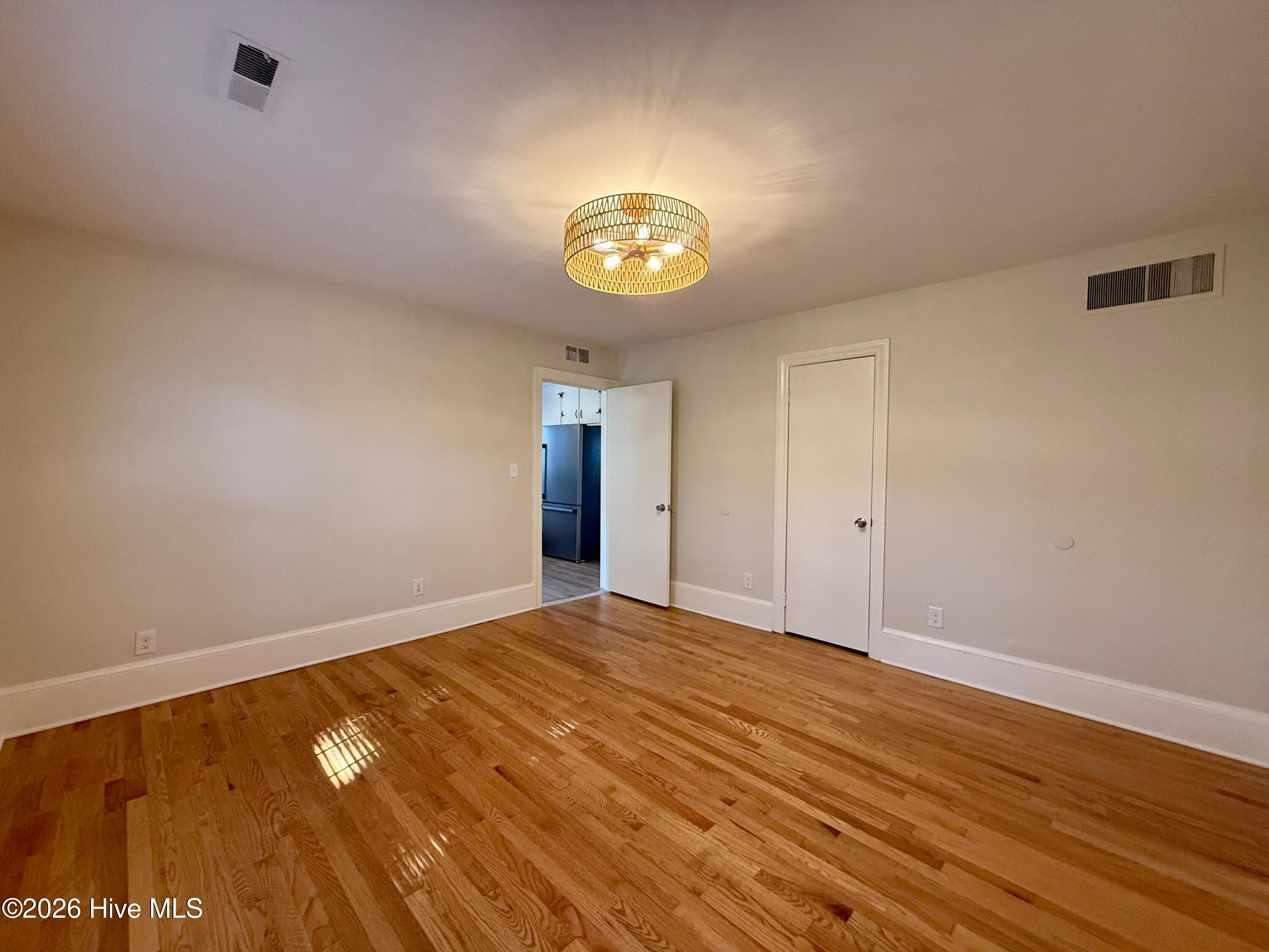 161 Walhurst Avenue Property Photo 49