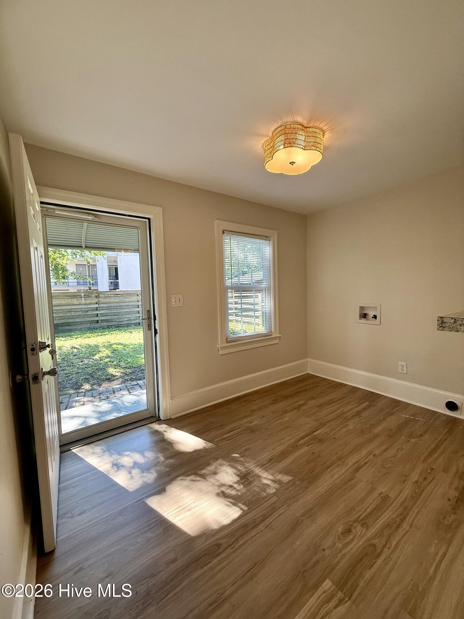 161 Walhurst Avenue Property Photo 61