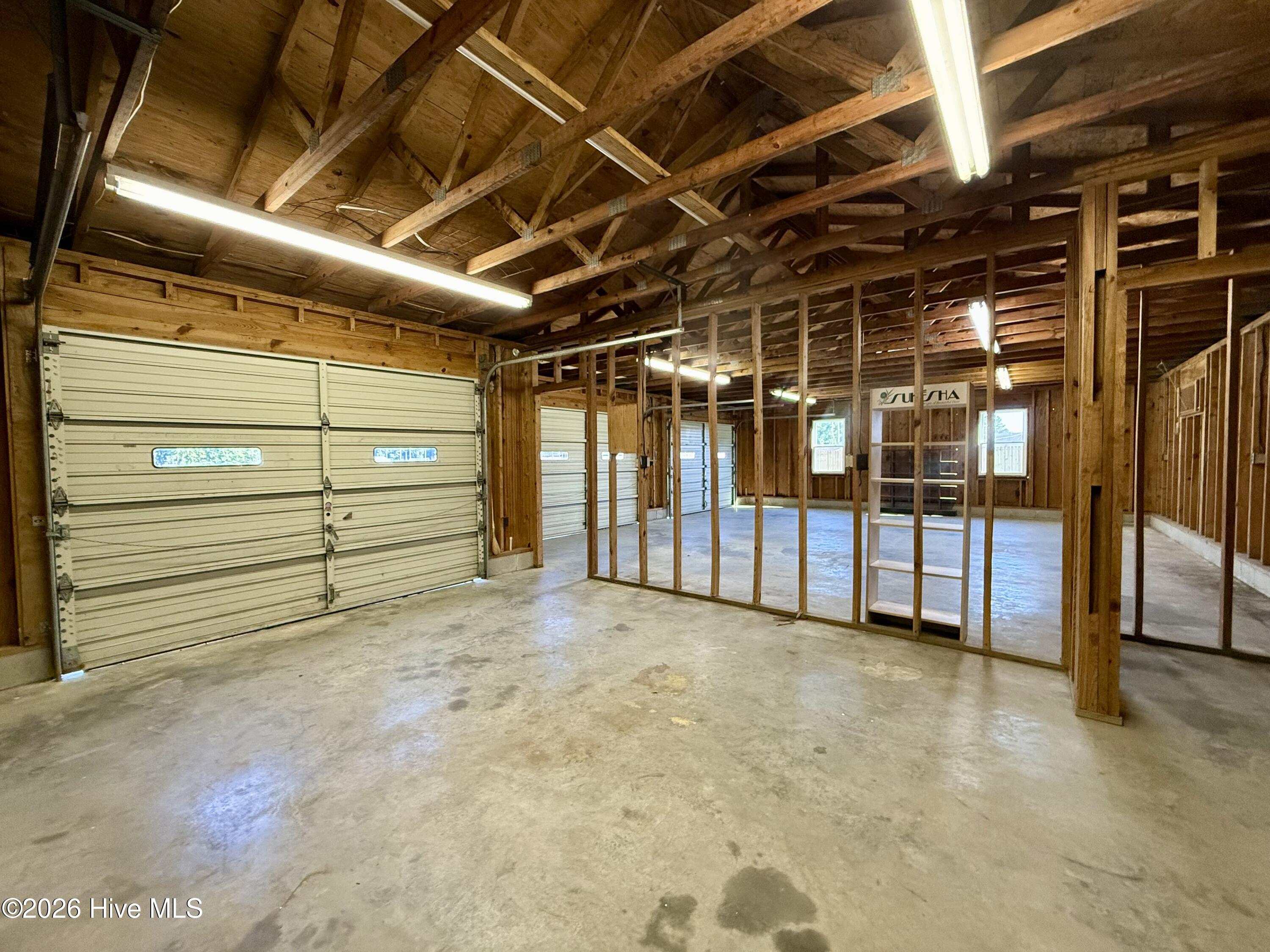 161 Walhurst Avenue Property Photo 69