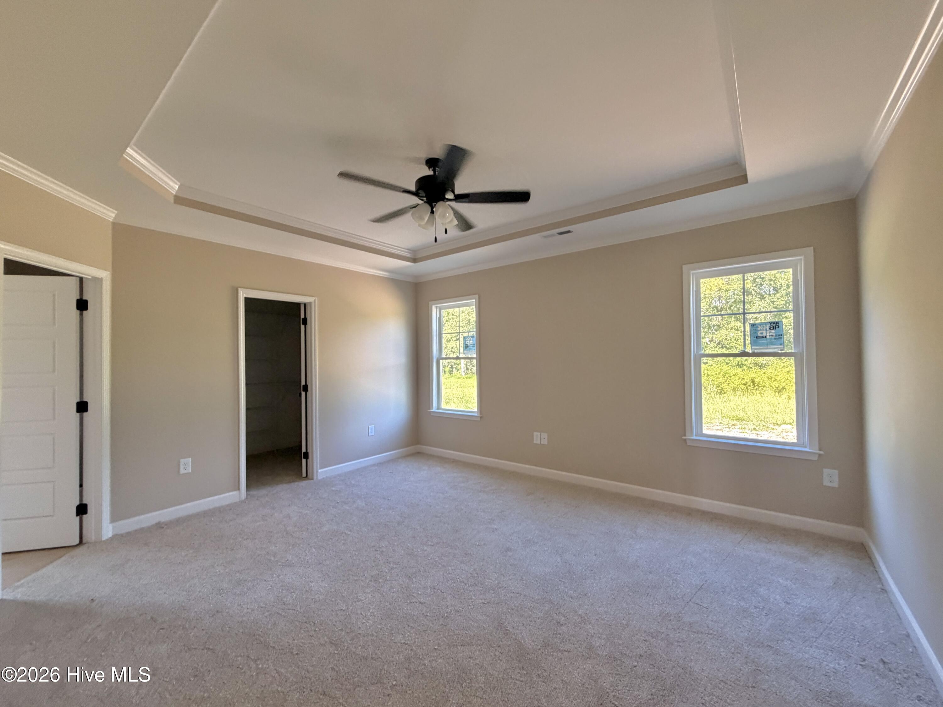 3760 Chatsworth Drive Property Photo 10
