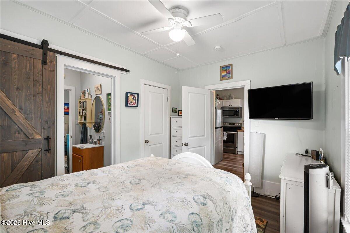 919 West Street Property Photo 14