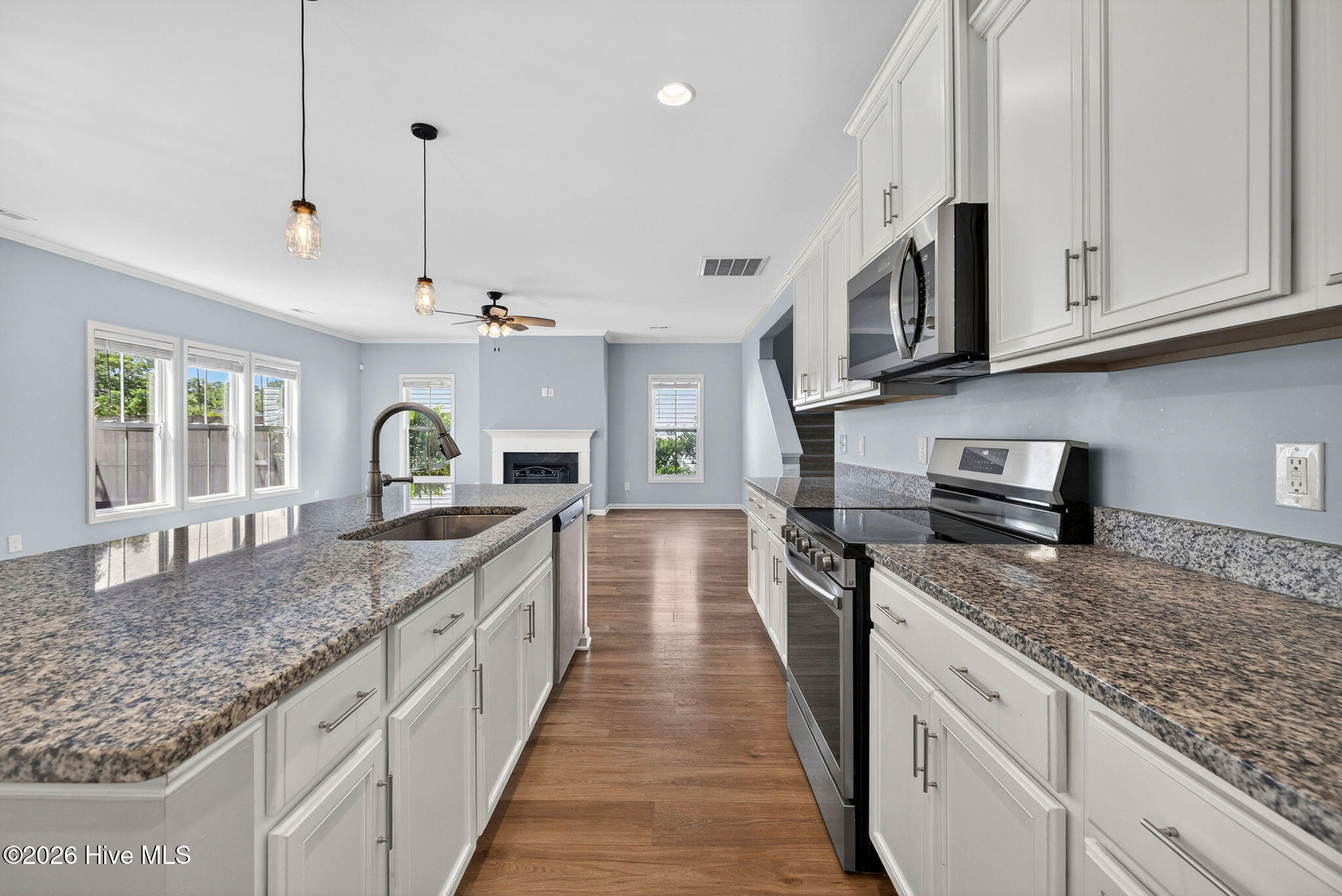 52 Violetear Ridge Property Photo 15