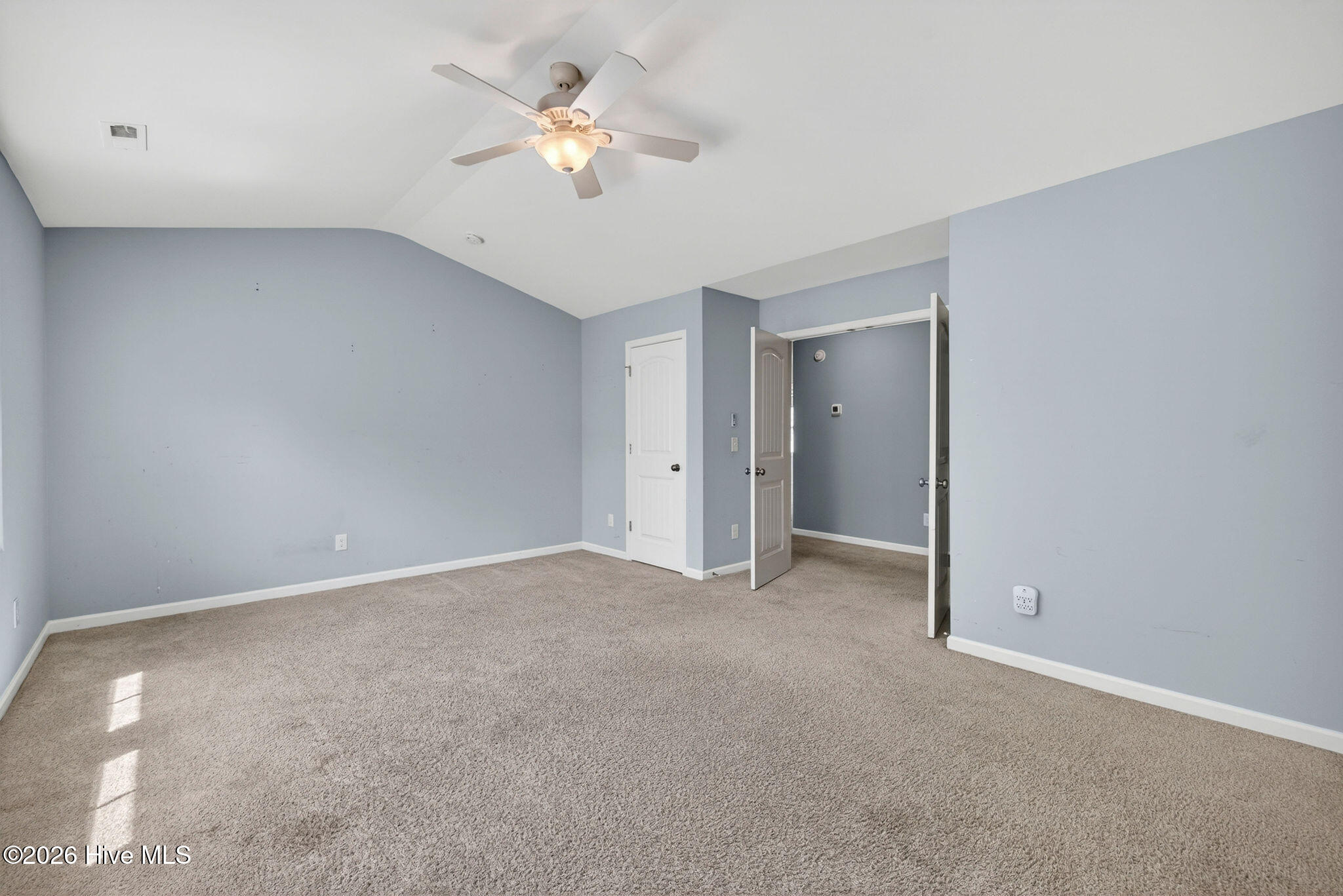 52 Violetear Ridge Property Photo 35