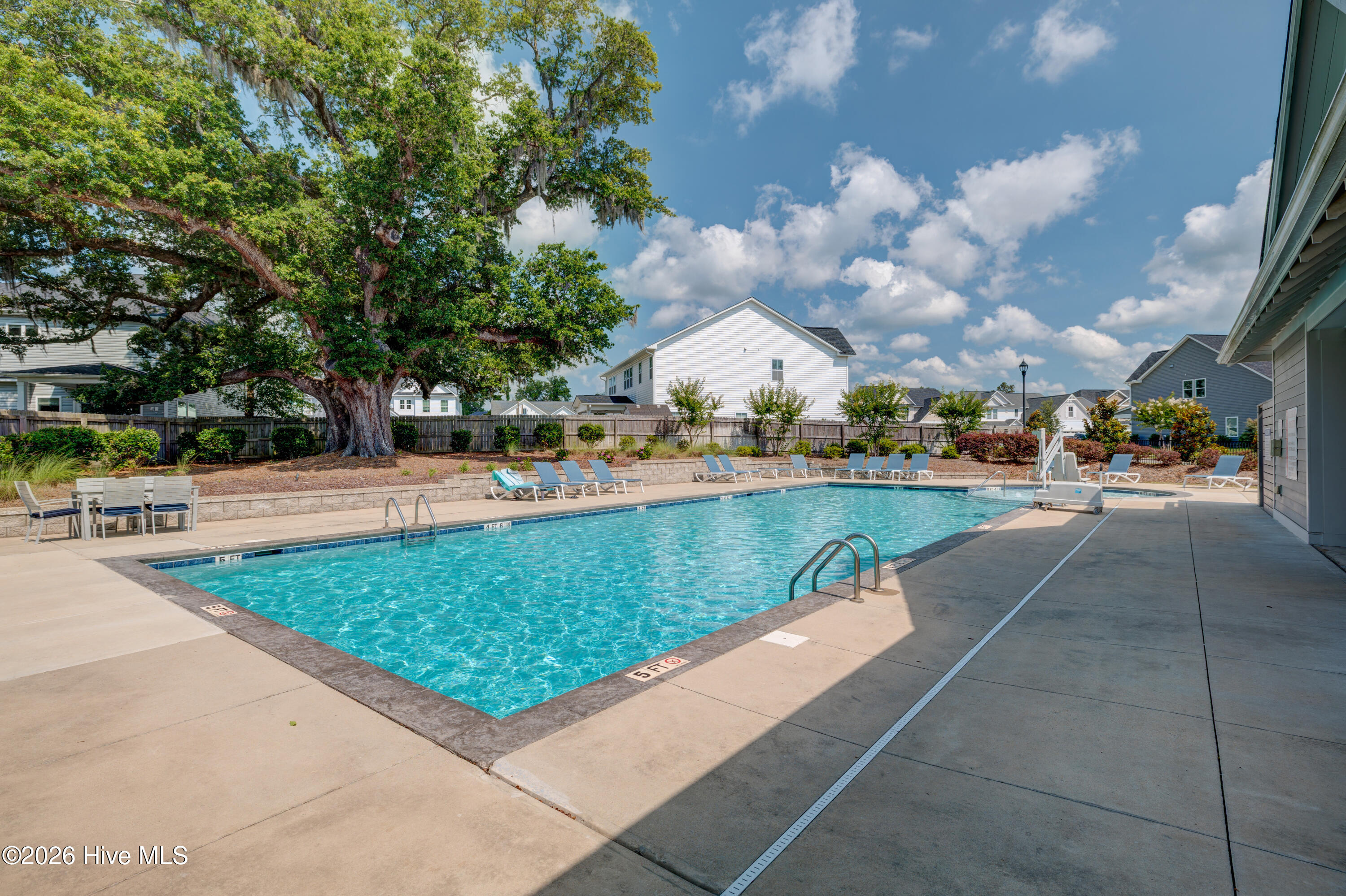 52 Violetear Ridge Property Photo 63