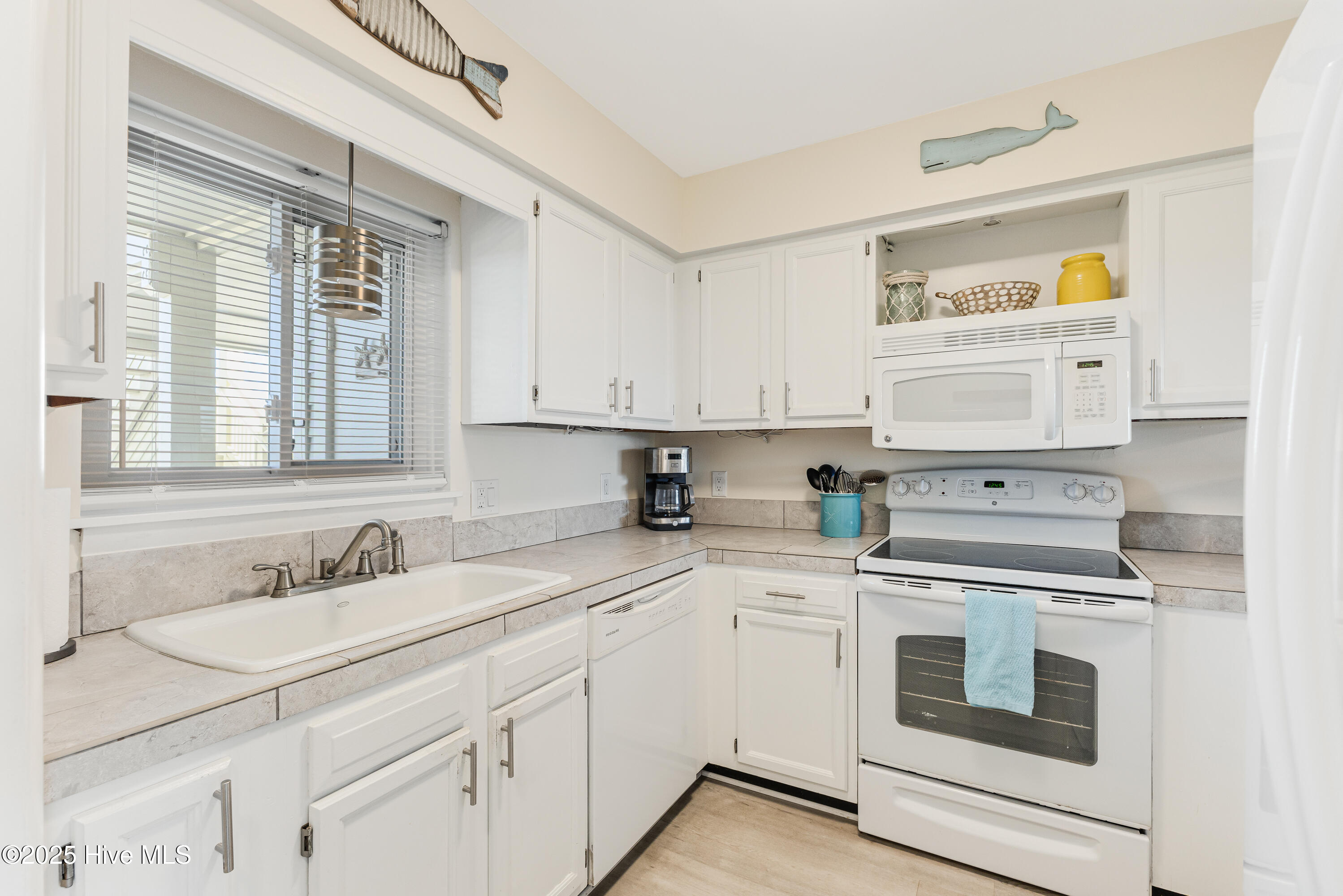 1000 Caswell Beach Road 1605 Property Photo 20