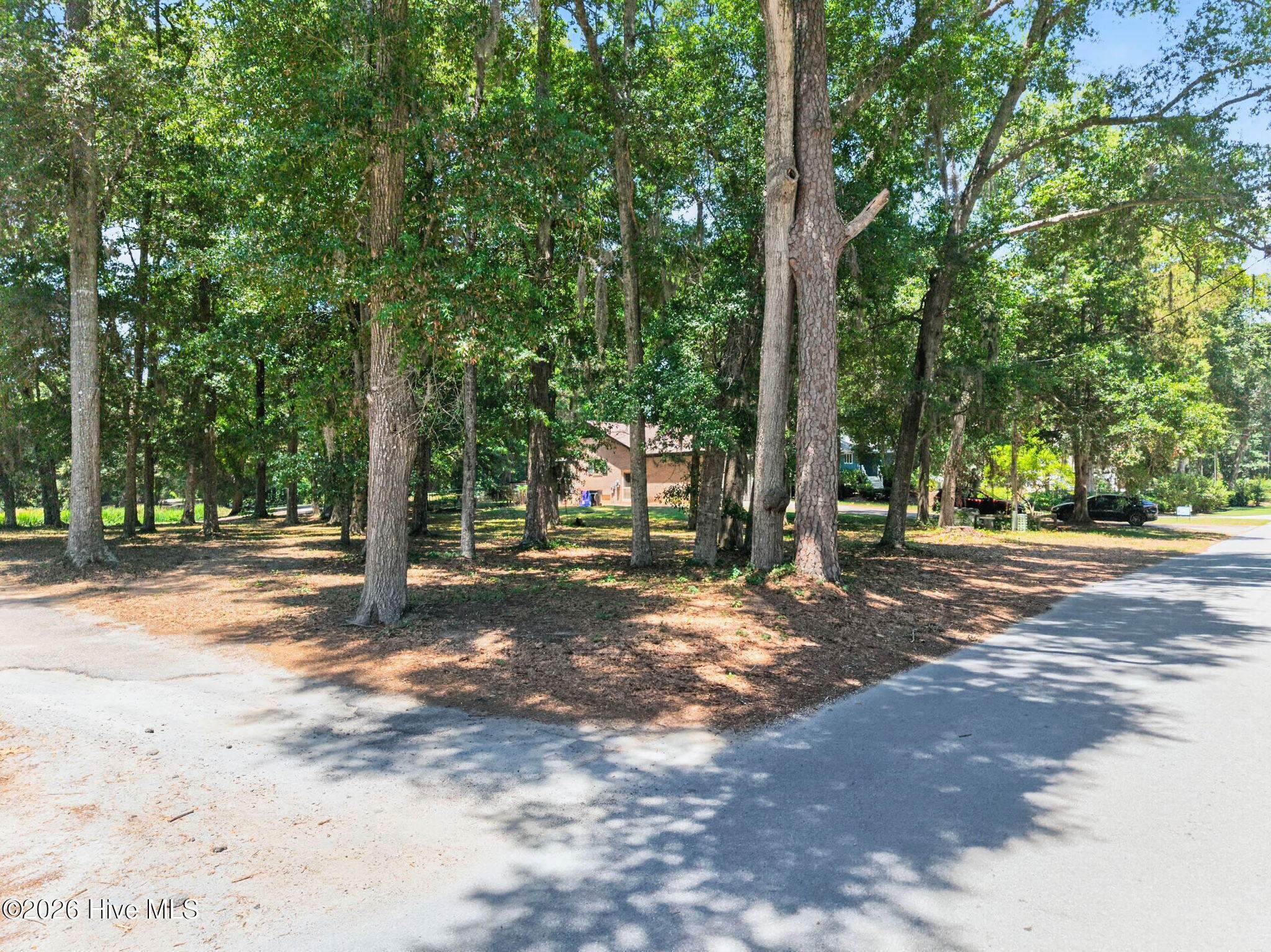 476 Lake Shore Drive Property Photo 13