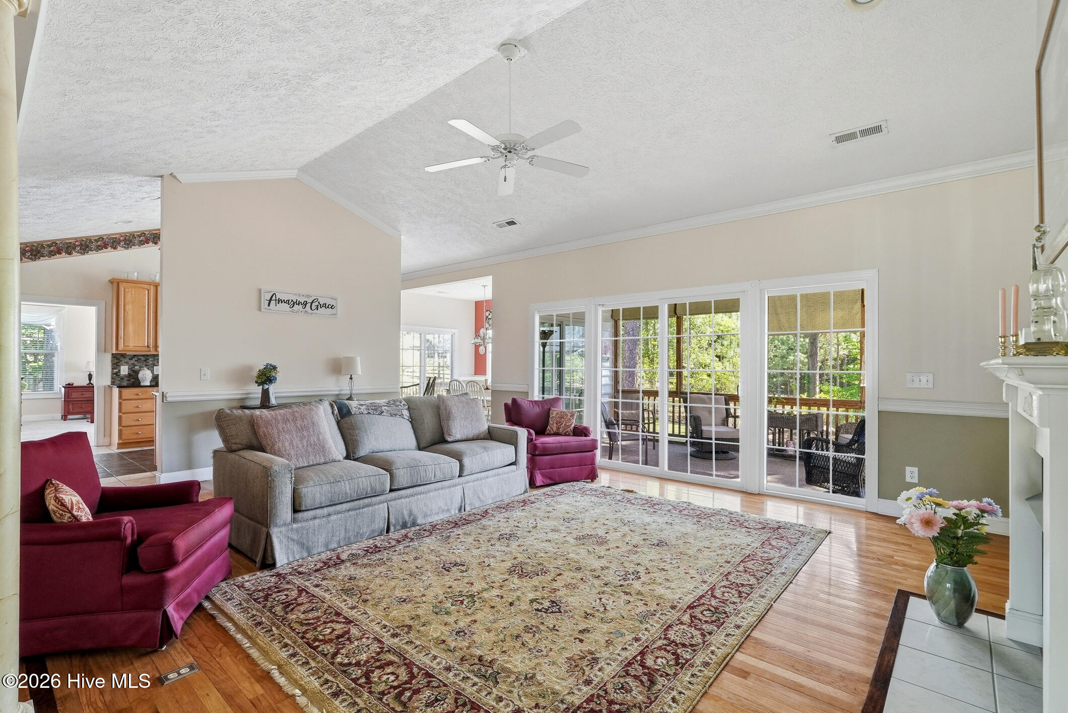 103 Smathers Drive Property Photo 8