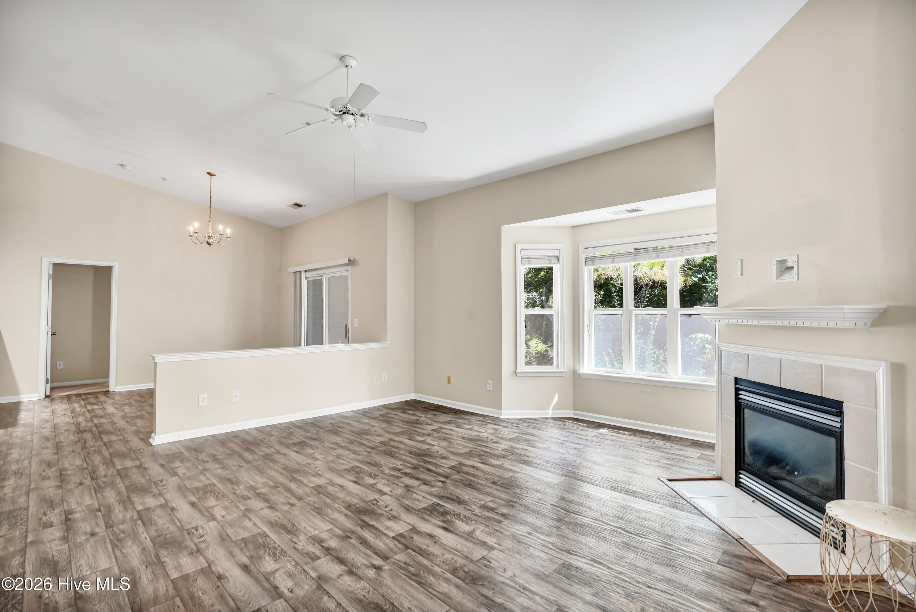 3907 River Front Place Unit 202 Property Photo 5