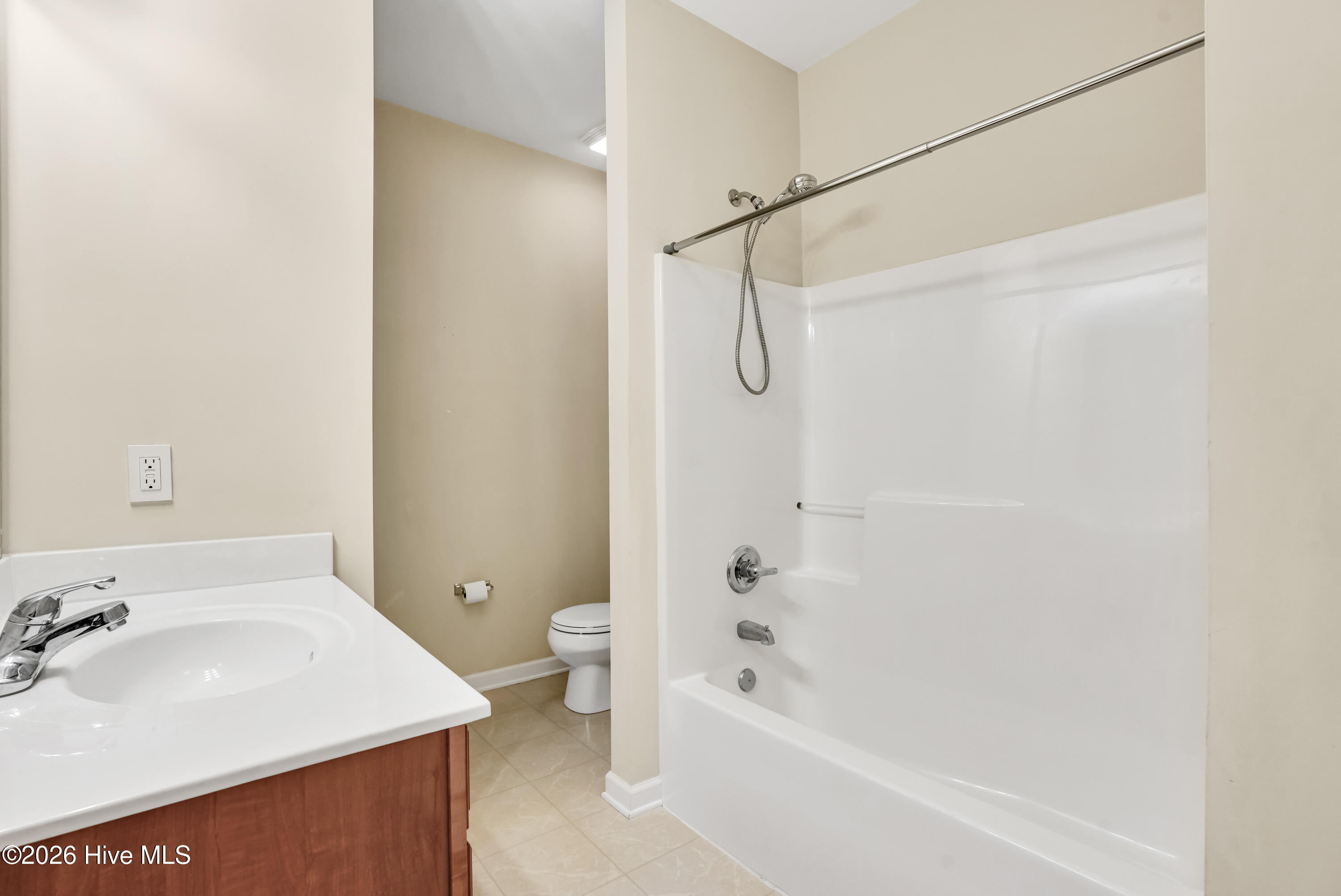 3907 River Front Place Unit 202 Property Photo 12