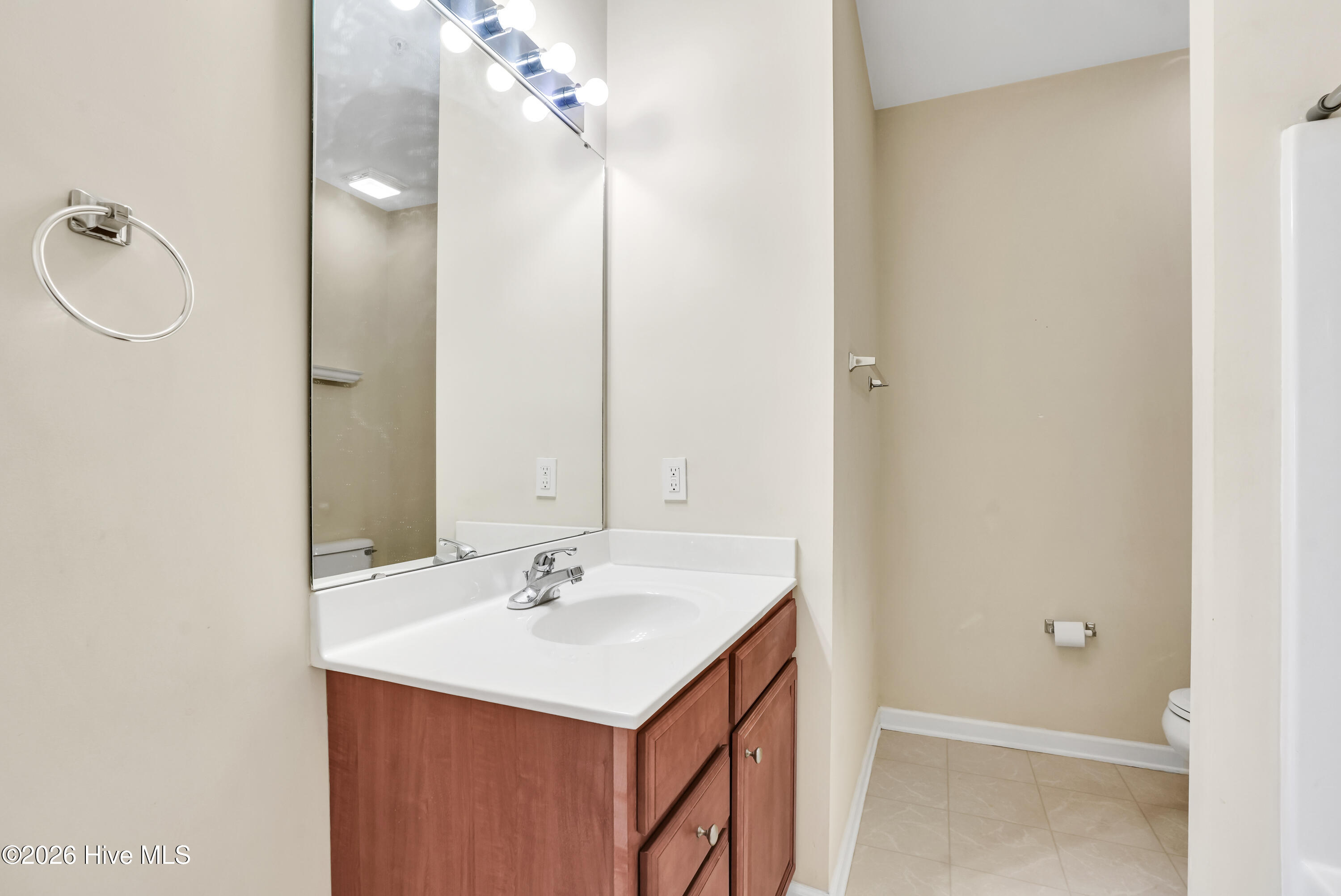 3907 River Front Place Unit 202 Property Photo 13
