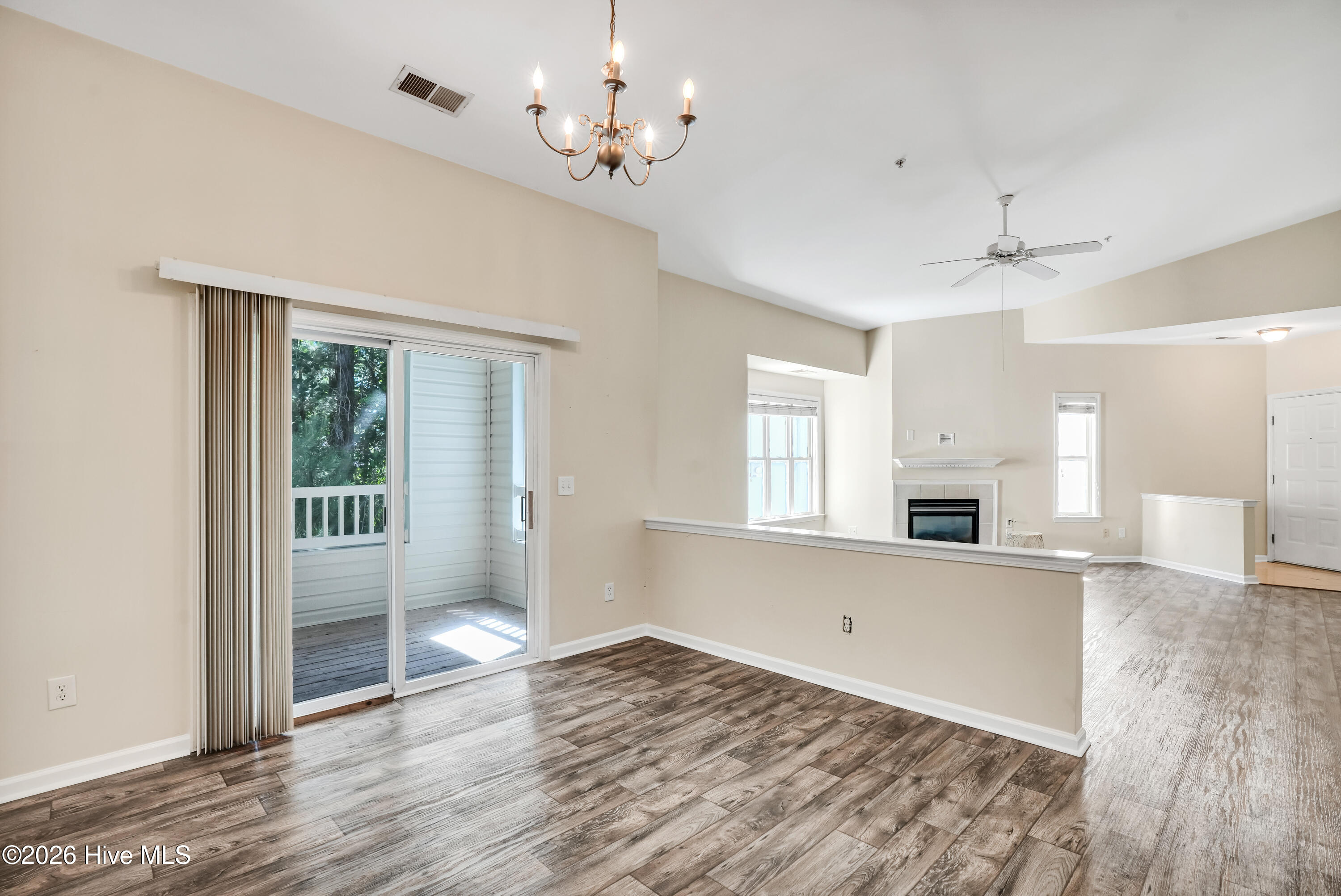 3907 River Front Place Unit 202 Property Photo 16