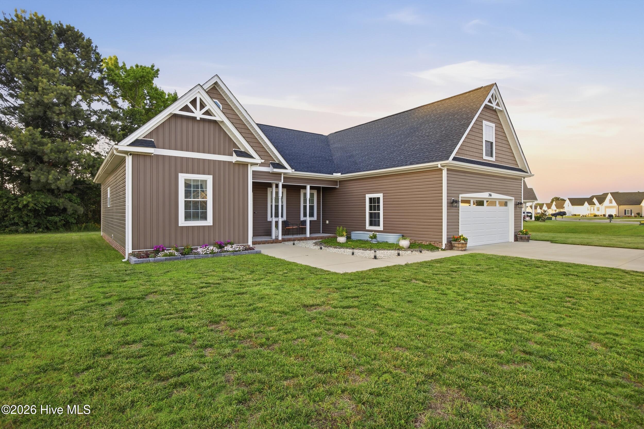 206 Pleasant Drive