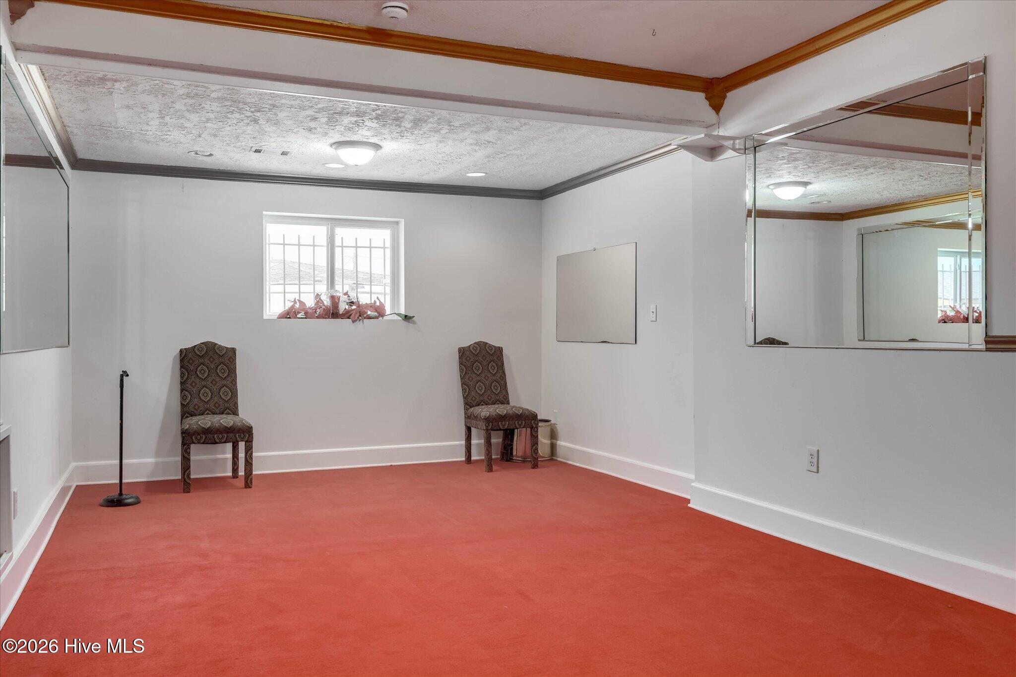 840 Academy Avenue Property Photo 14