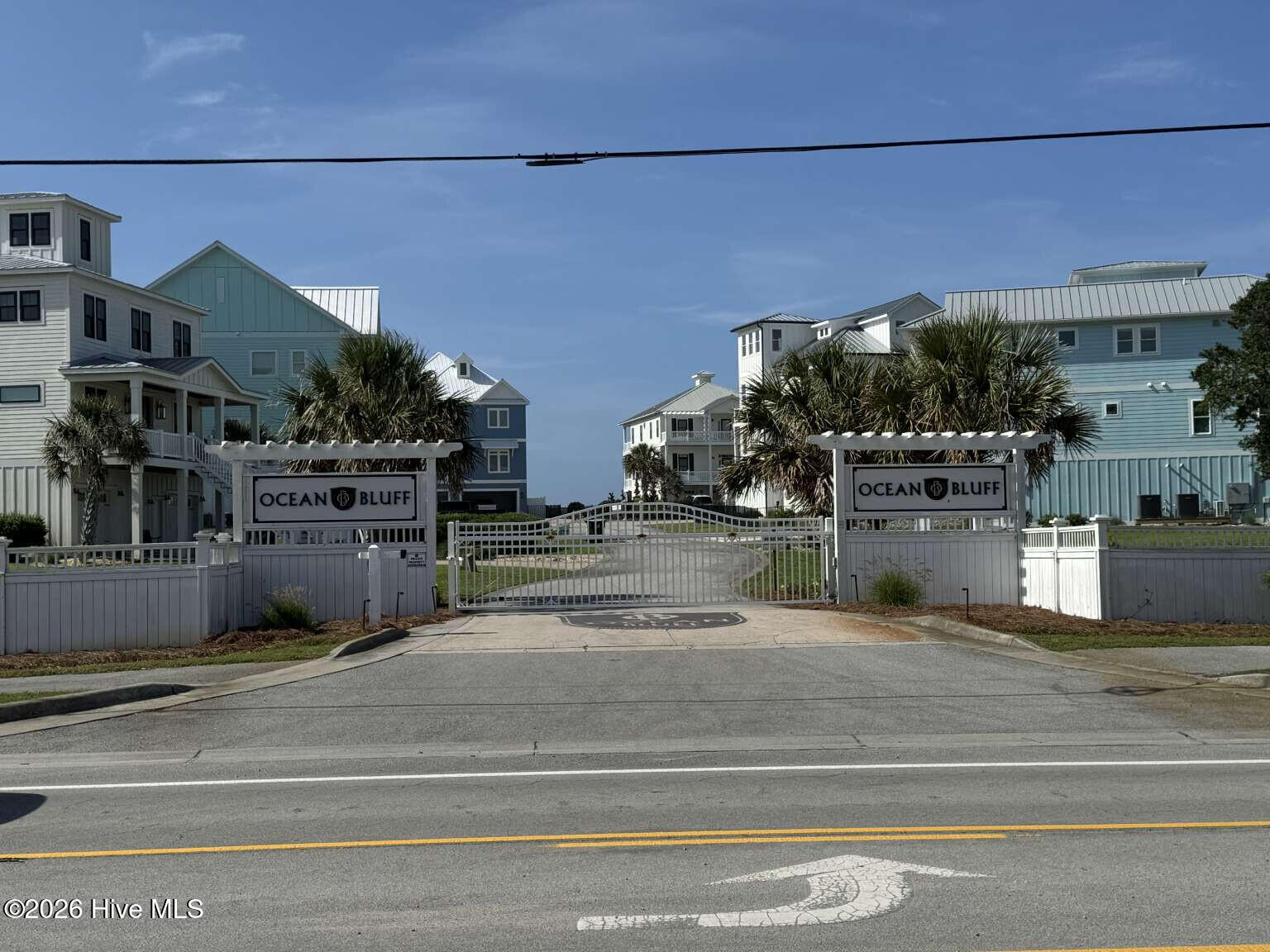 100 Ocean Bluff Drive Property Photo 1