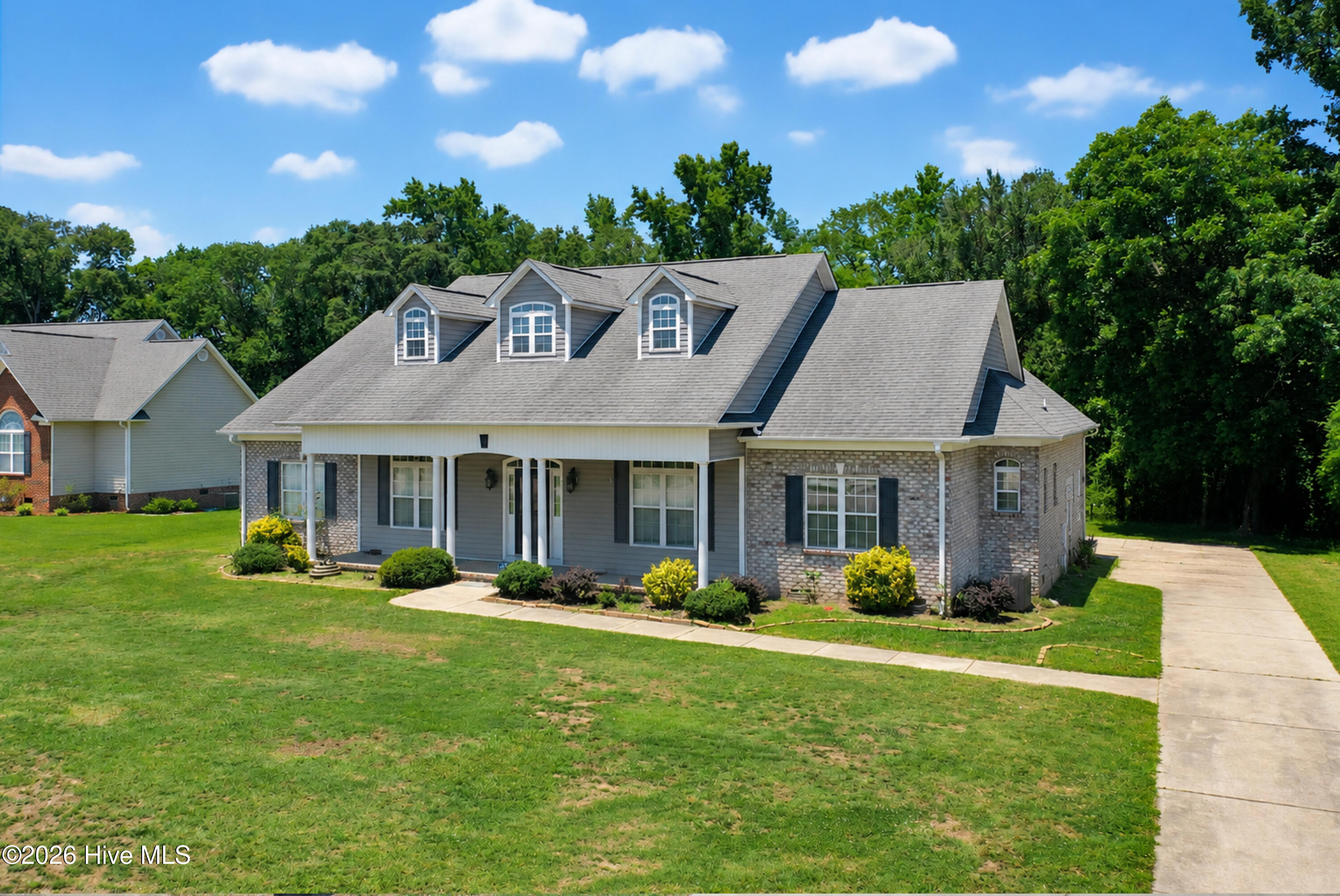 107 Olan Drive Property Photo 3