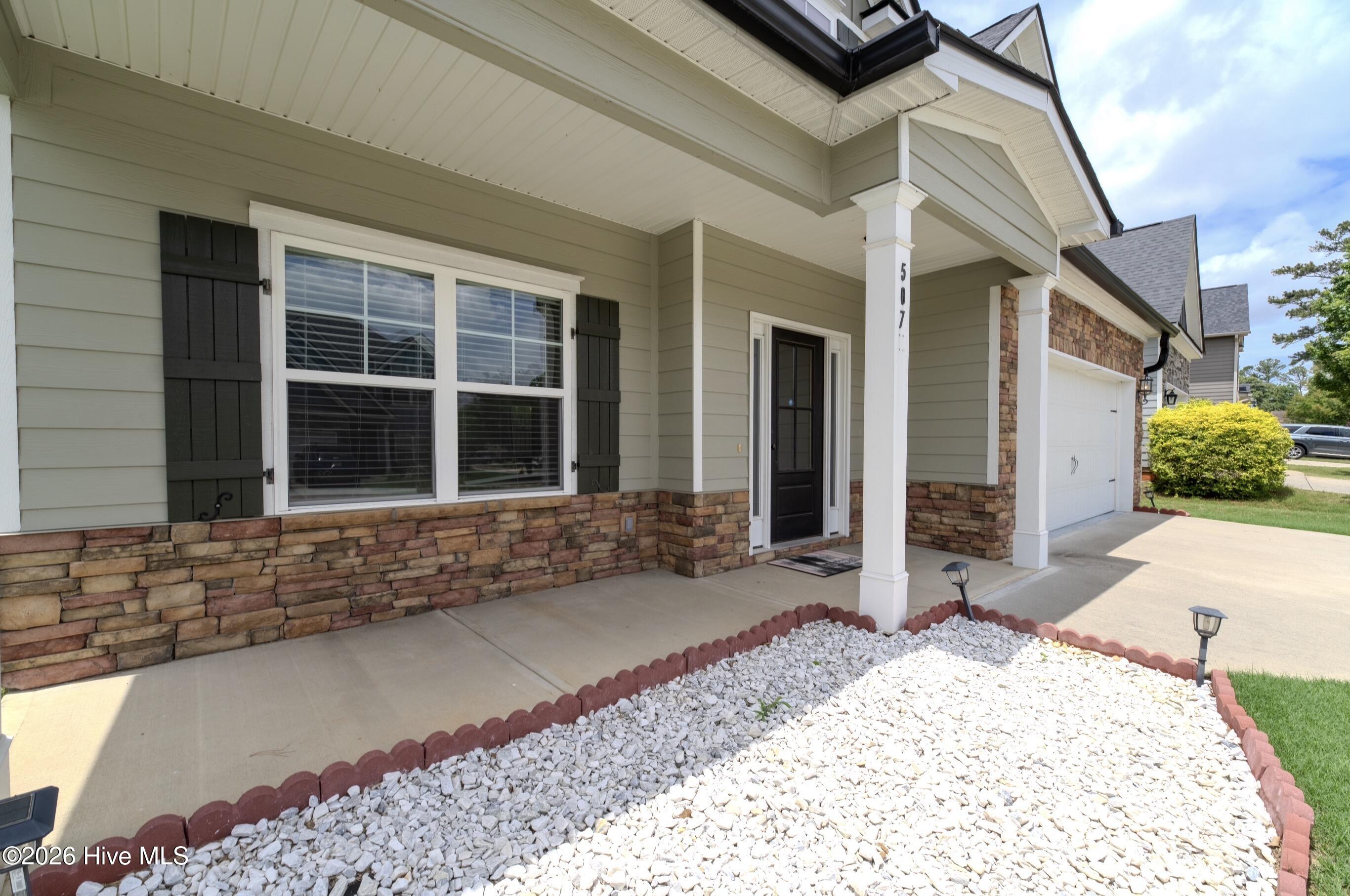 507 Gary Glen Drive Property Photo 5