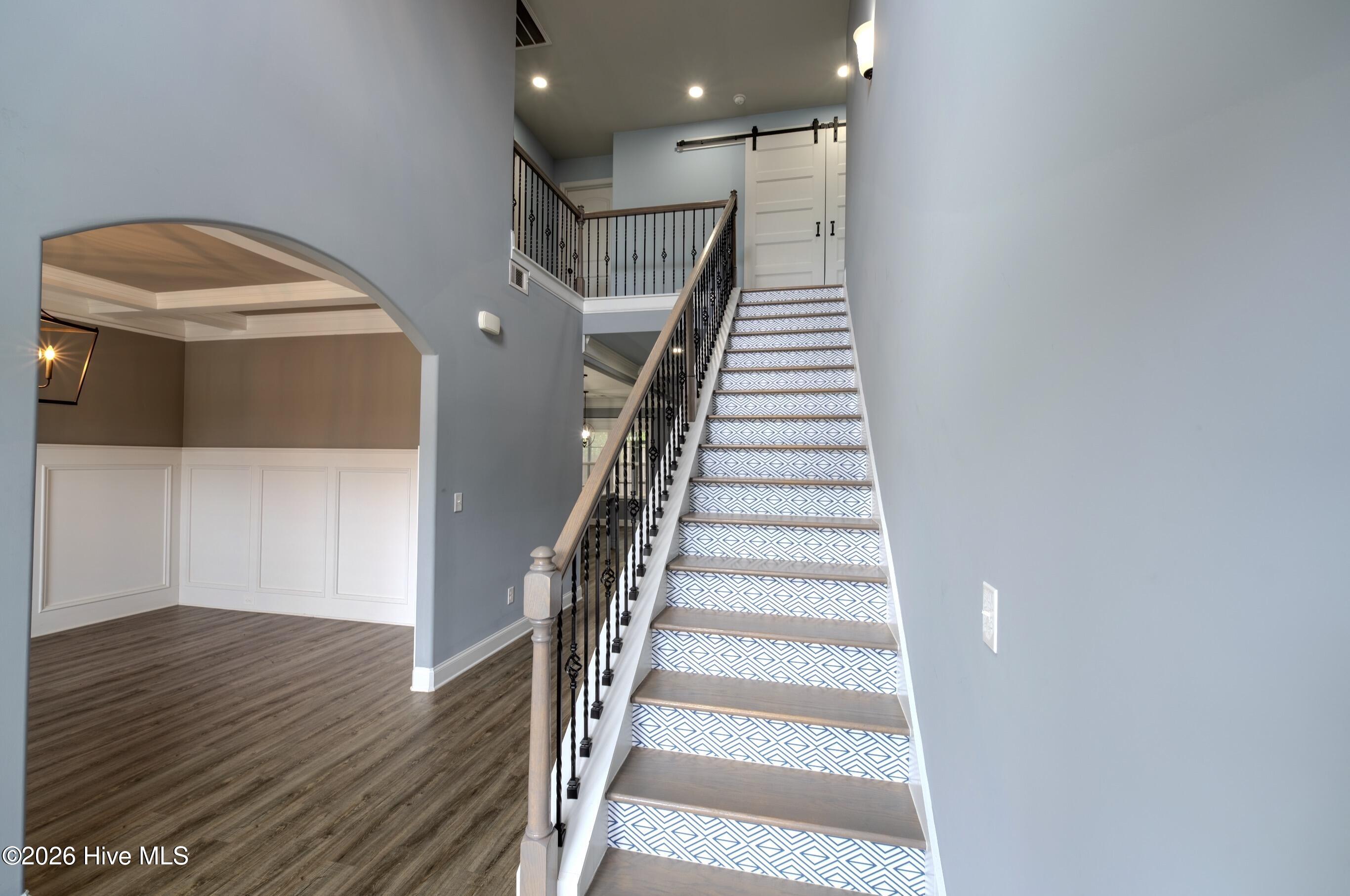 507 Gary Glen Drive Property Photo 6