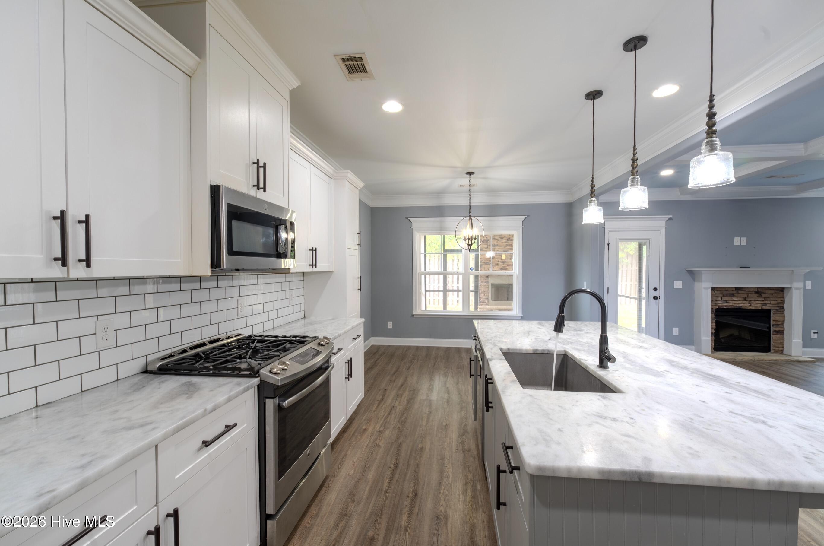 507 Gary Glen Drive Property Photo 12