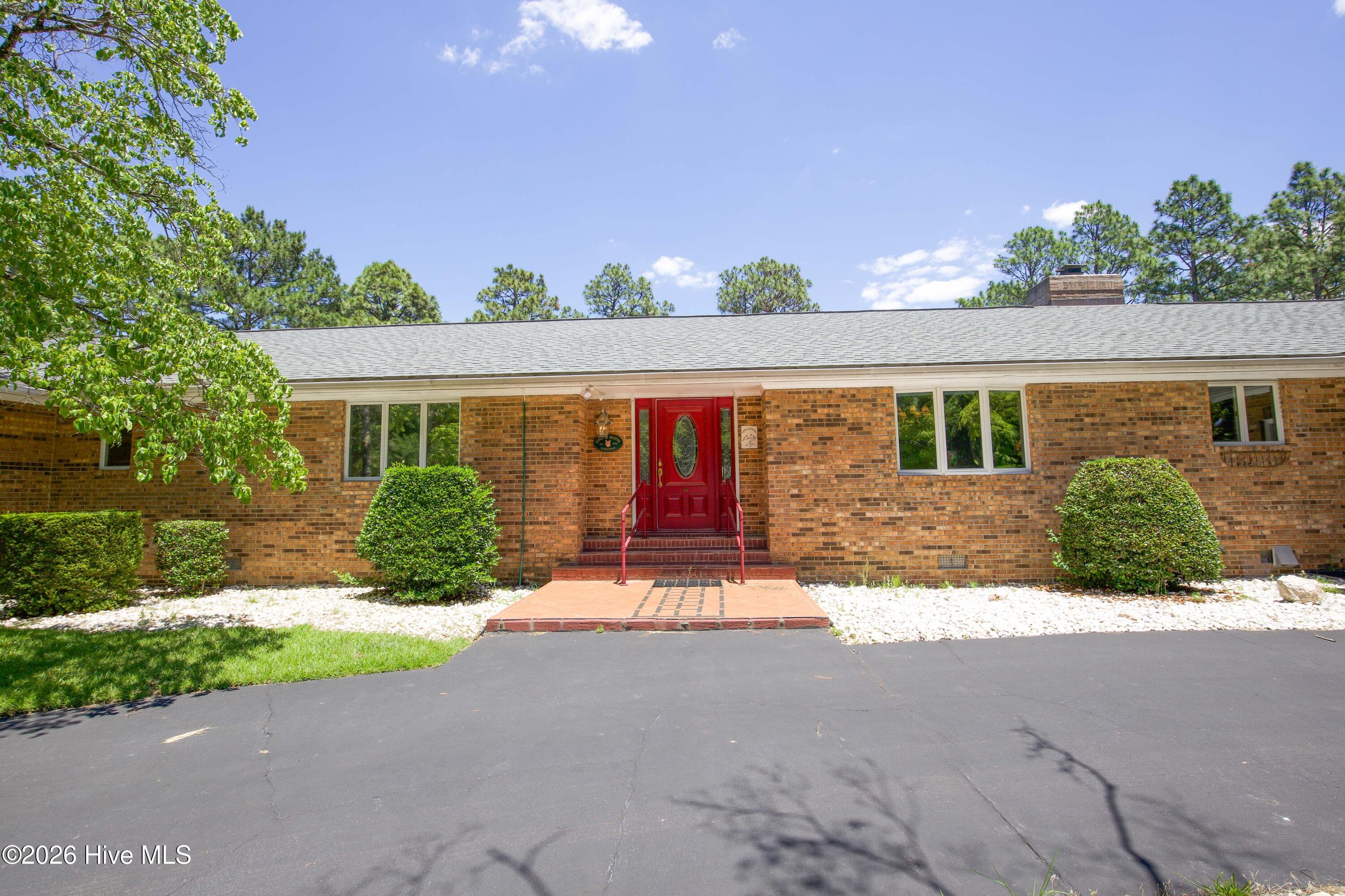 6 Pine Tree Terrace Property Photo 7