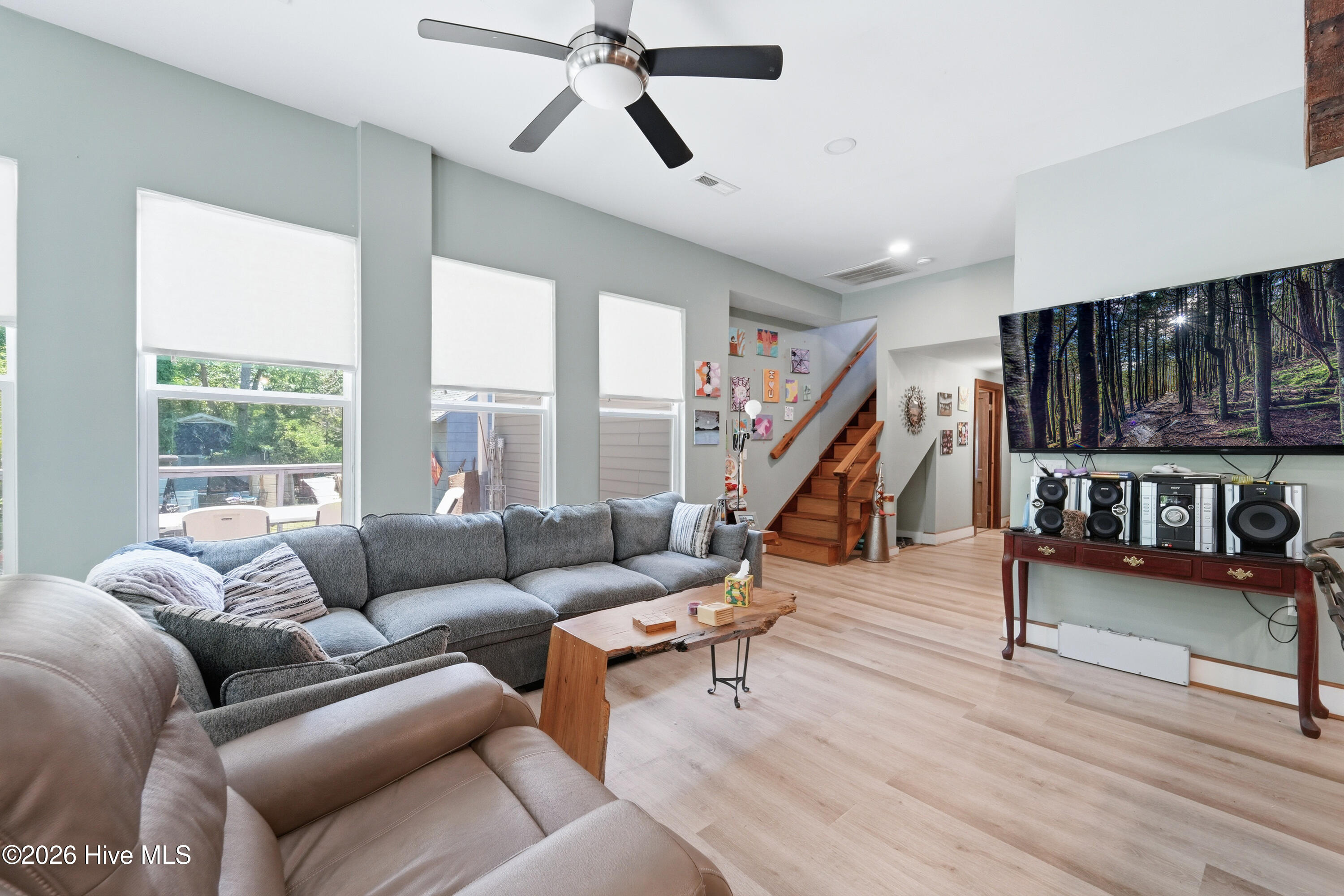 105 E Trent Street Property Photo 27