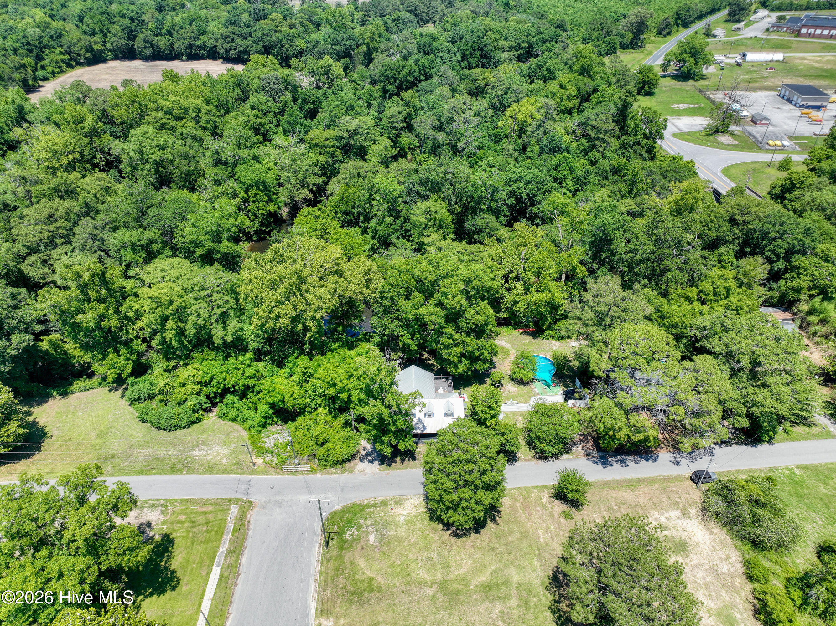 107 Highway 41 E Property Photo 14