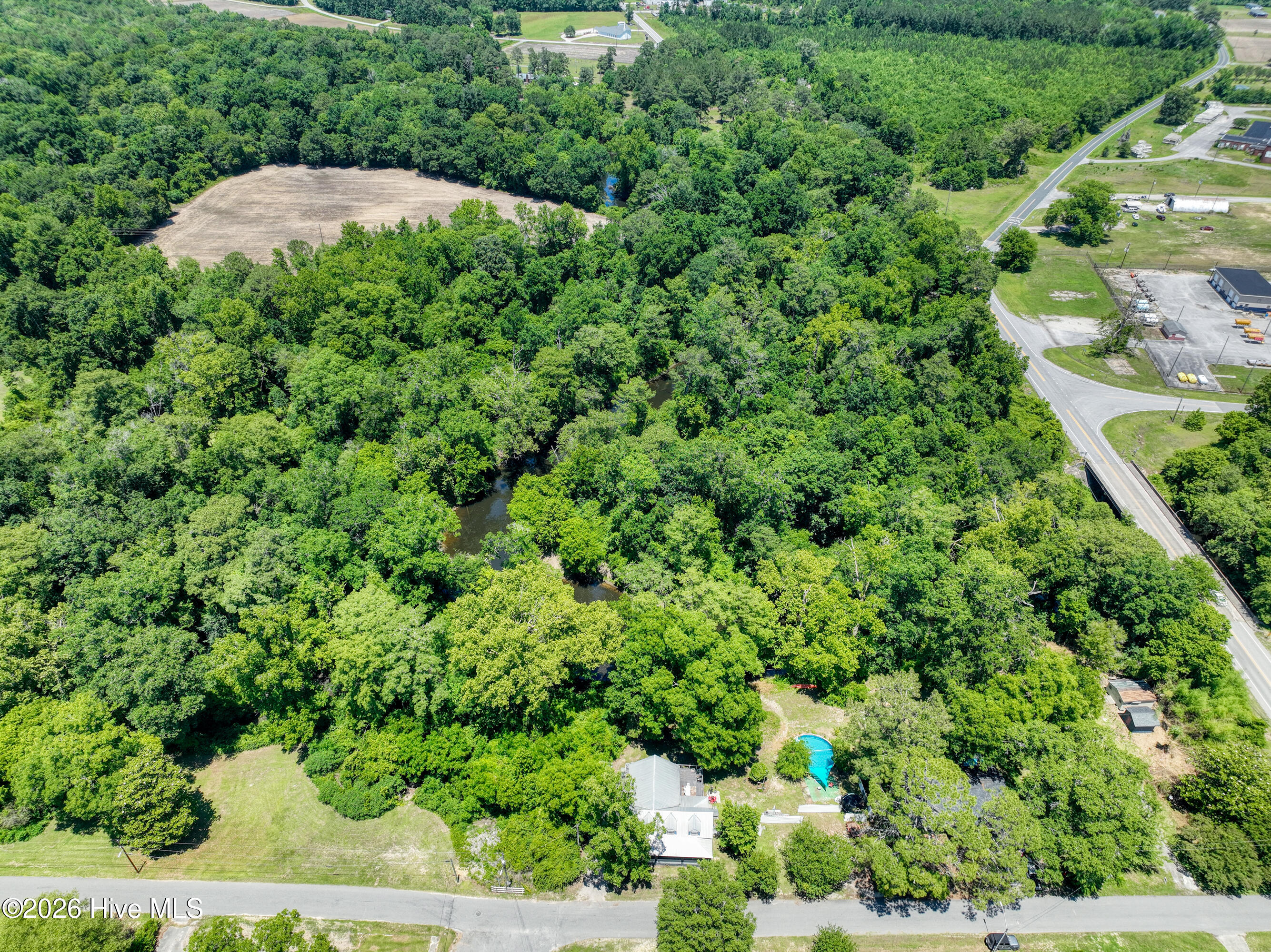 107 Highway 41 E Property Photo 16