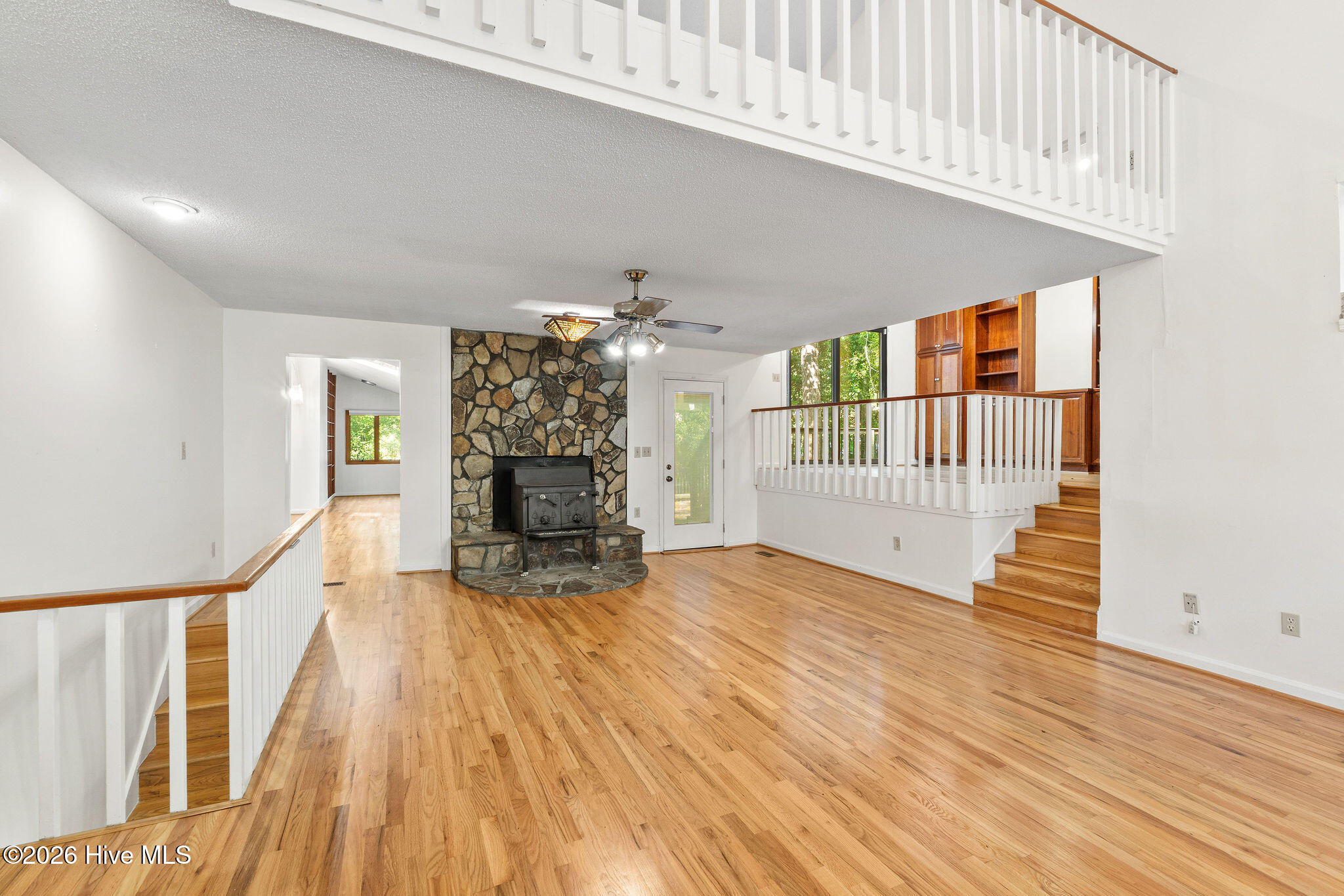 16 Woodside Circle Property Photo 14