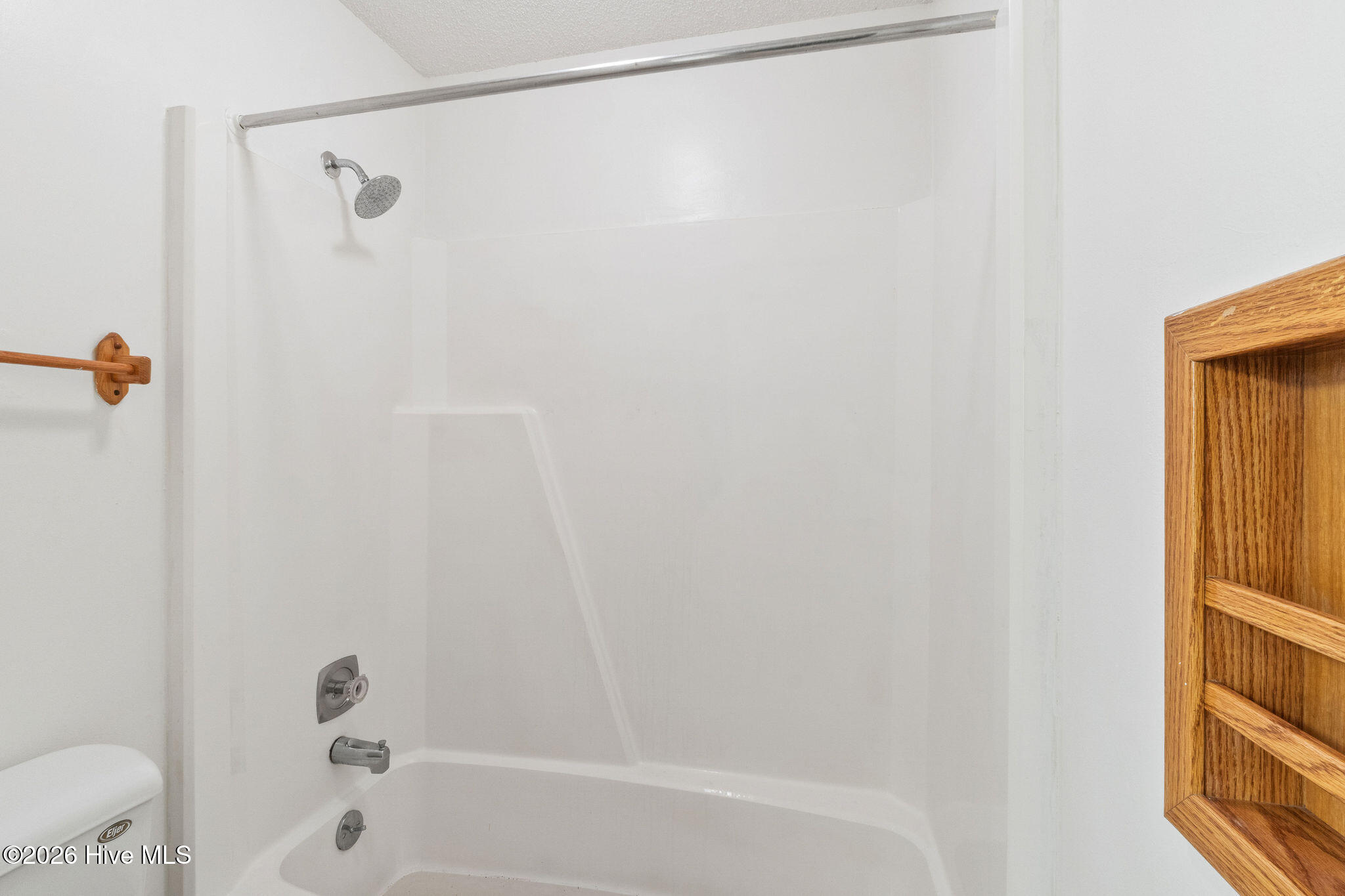 16 Woodside Circle Property Photo 19