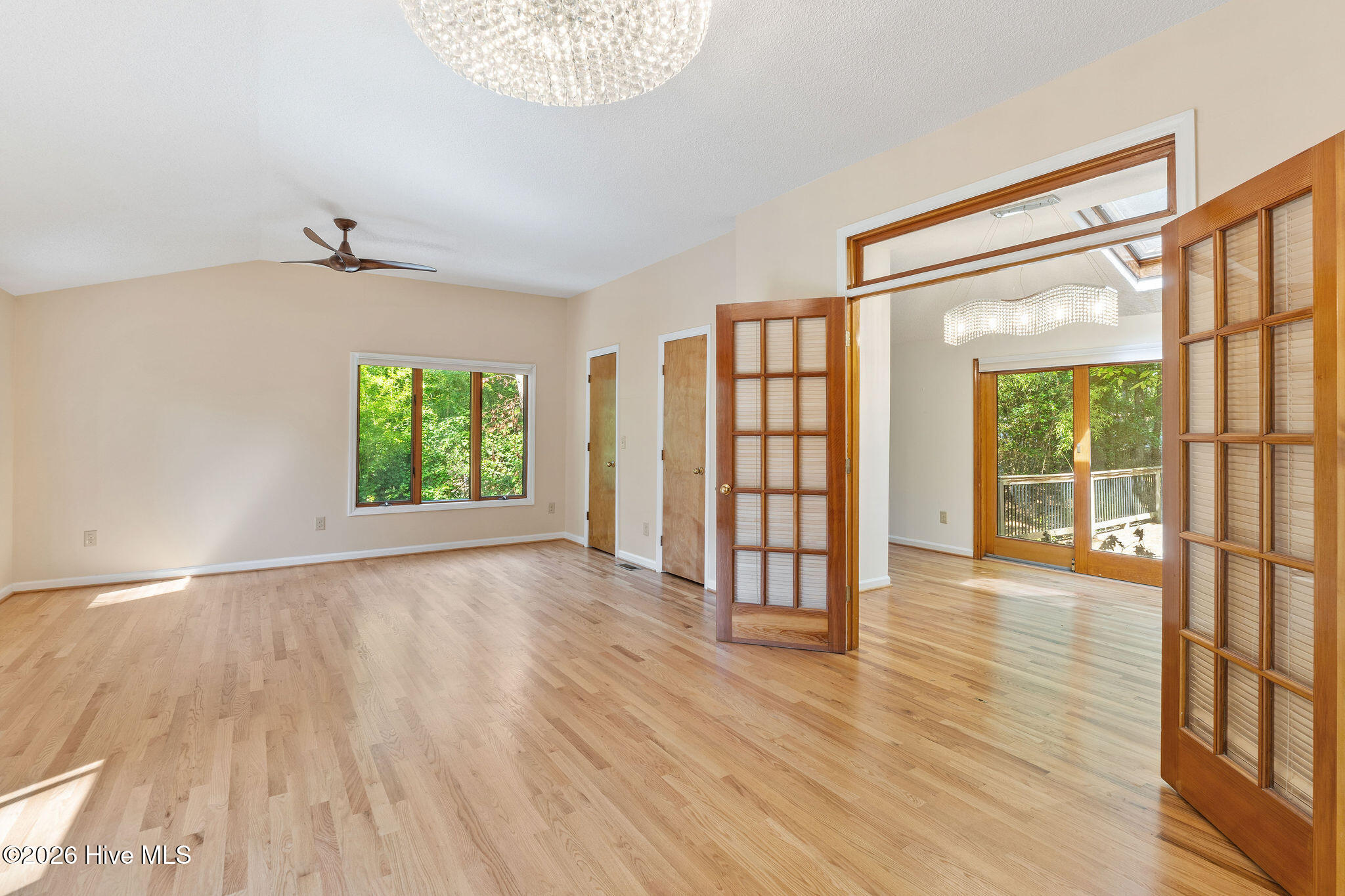 16 Woodside Circle Property Photo 23