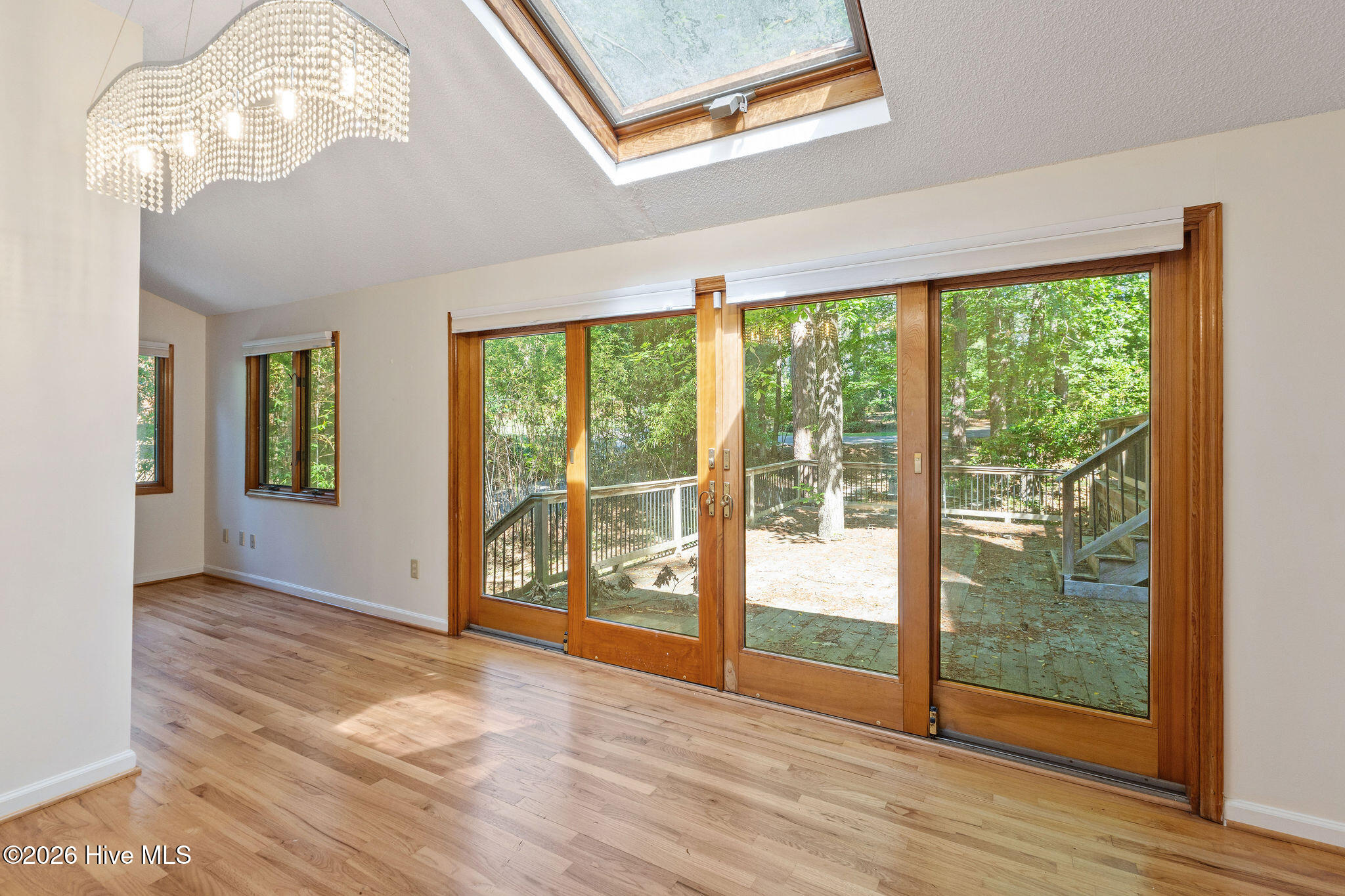 16 Woodside Circle Property Photo 27