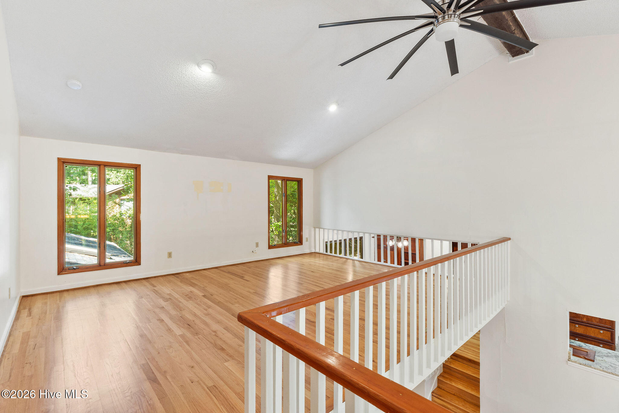 16 Woodside Circle Property Photo 34