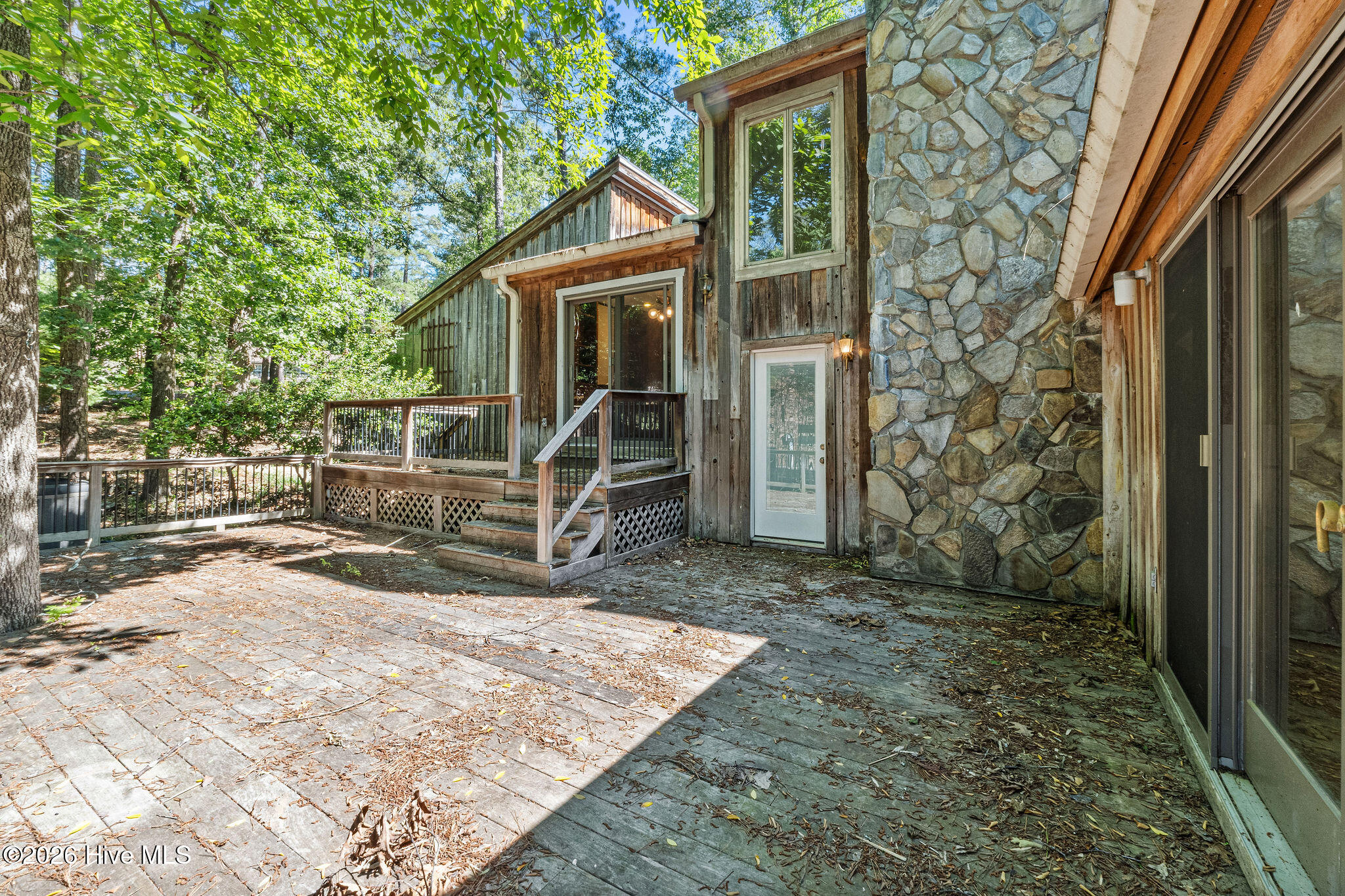16 Woodside Circle Property Photo 42