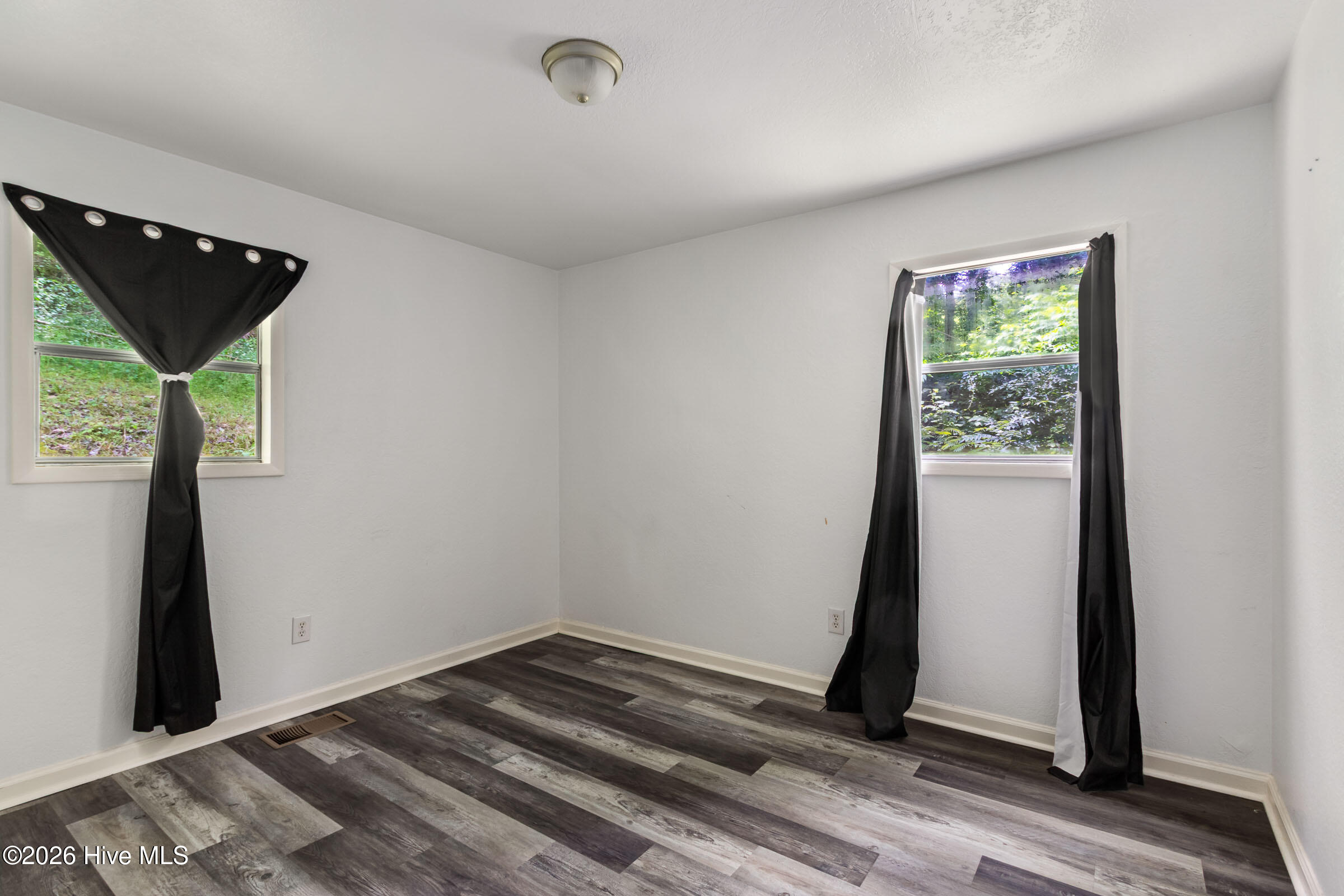 60 Fleming Street Property Photo 31