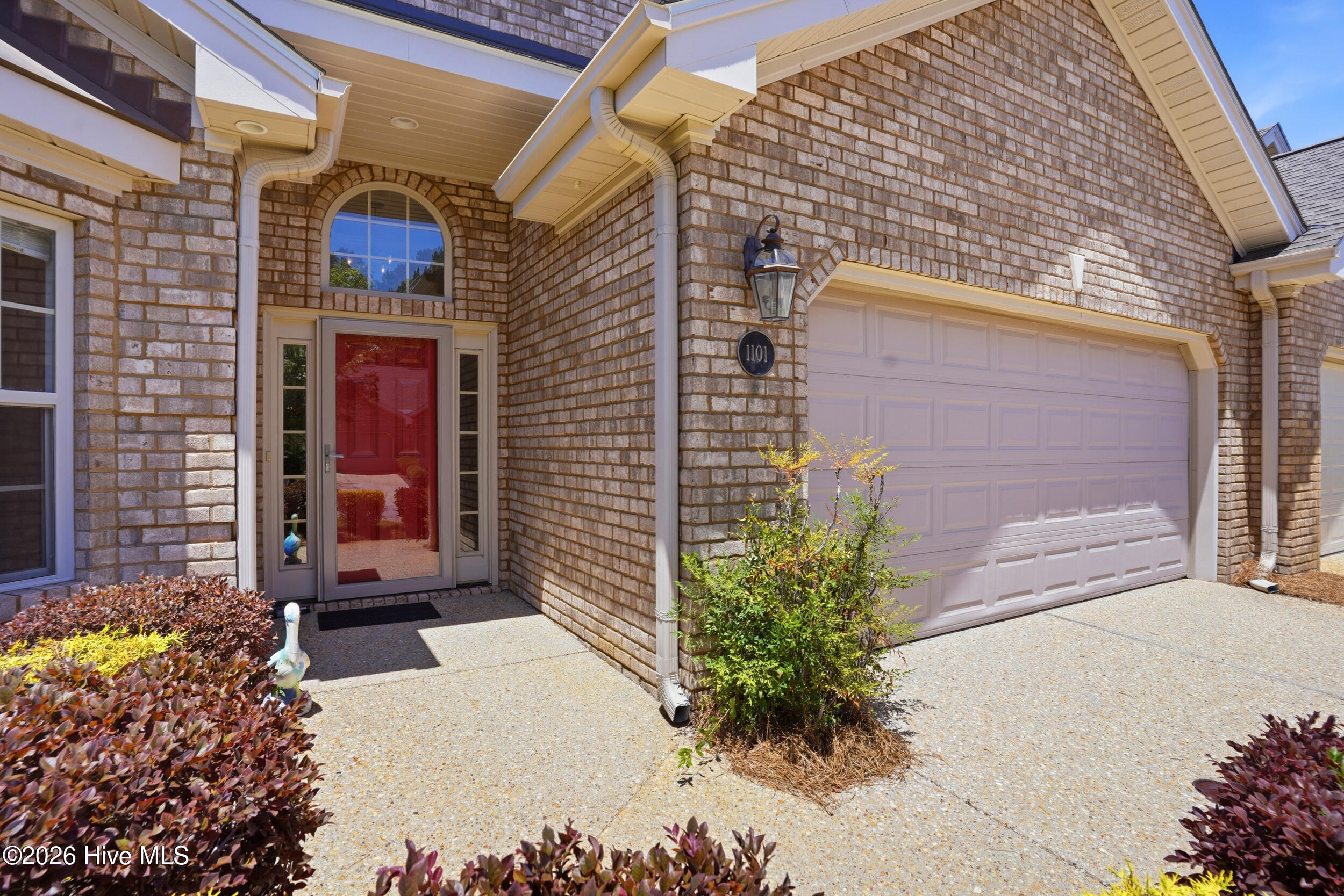 1101 Lillibridge Drive Property Photo 3