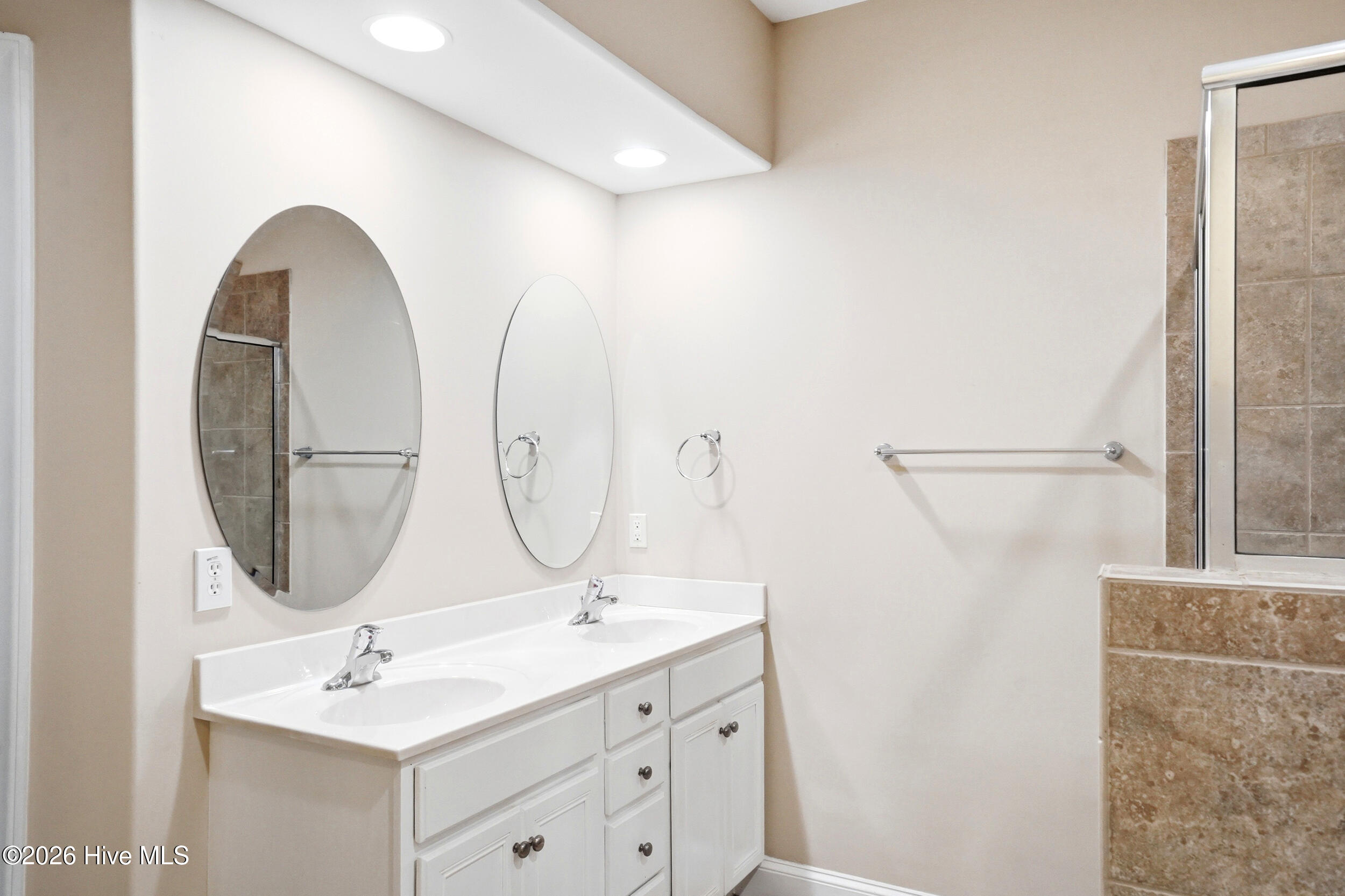 1101 Lillibridge Drive Property Photo 19
