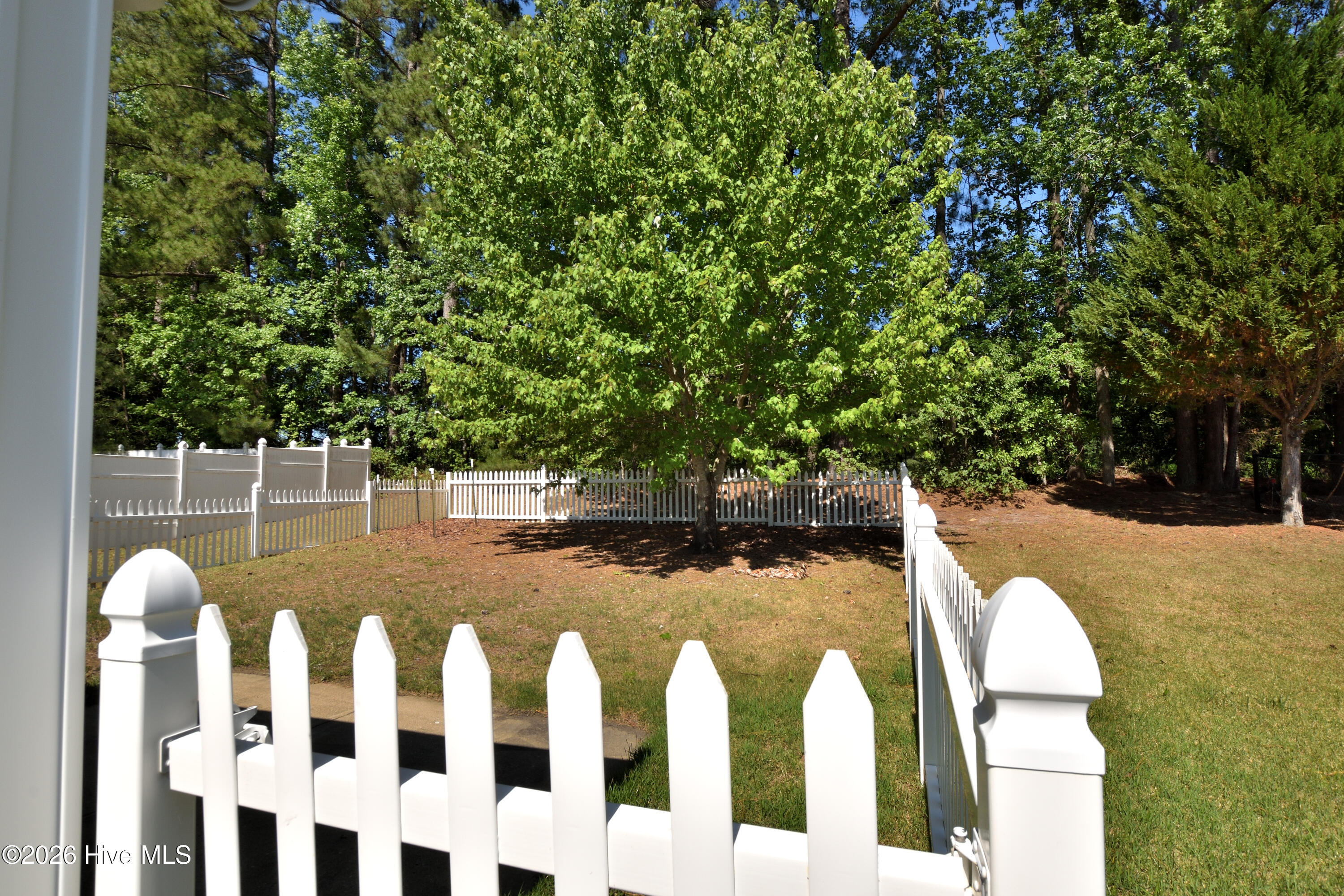 4584 Lily Walk Property Photo 20