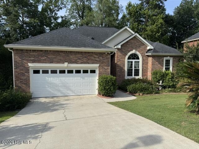 636 Surrey Lane Property Photo 3
