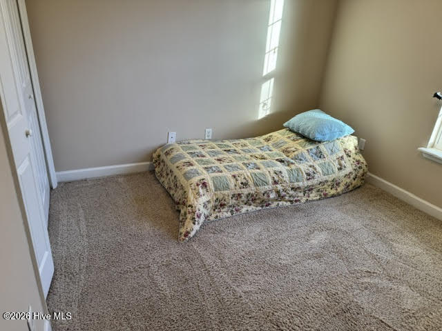 636 Surrey Lane Property Photo 28