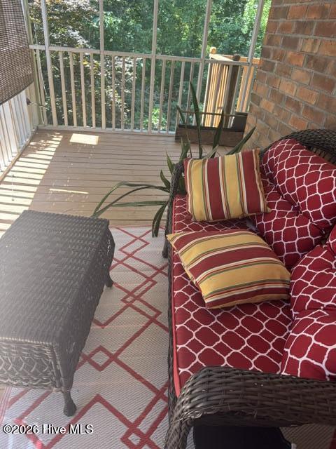 636 Surrey Lane Property Photo 40