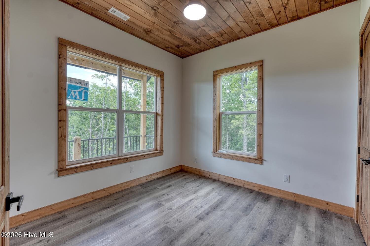 116 Short Oak Run Property Photo 33