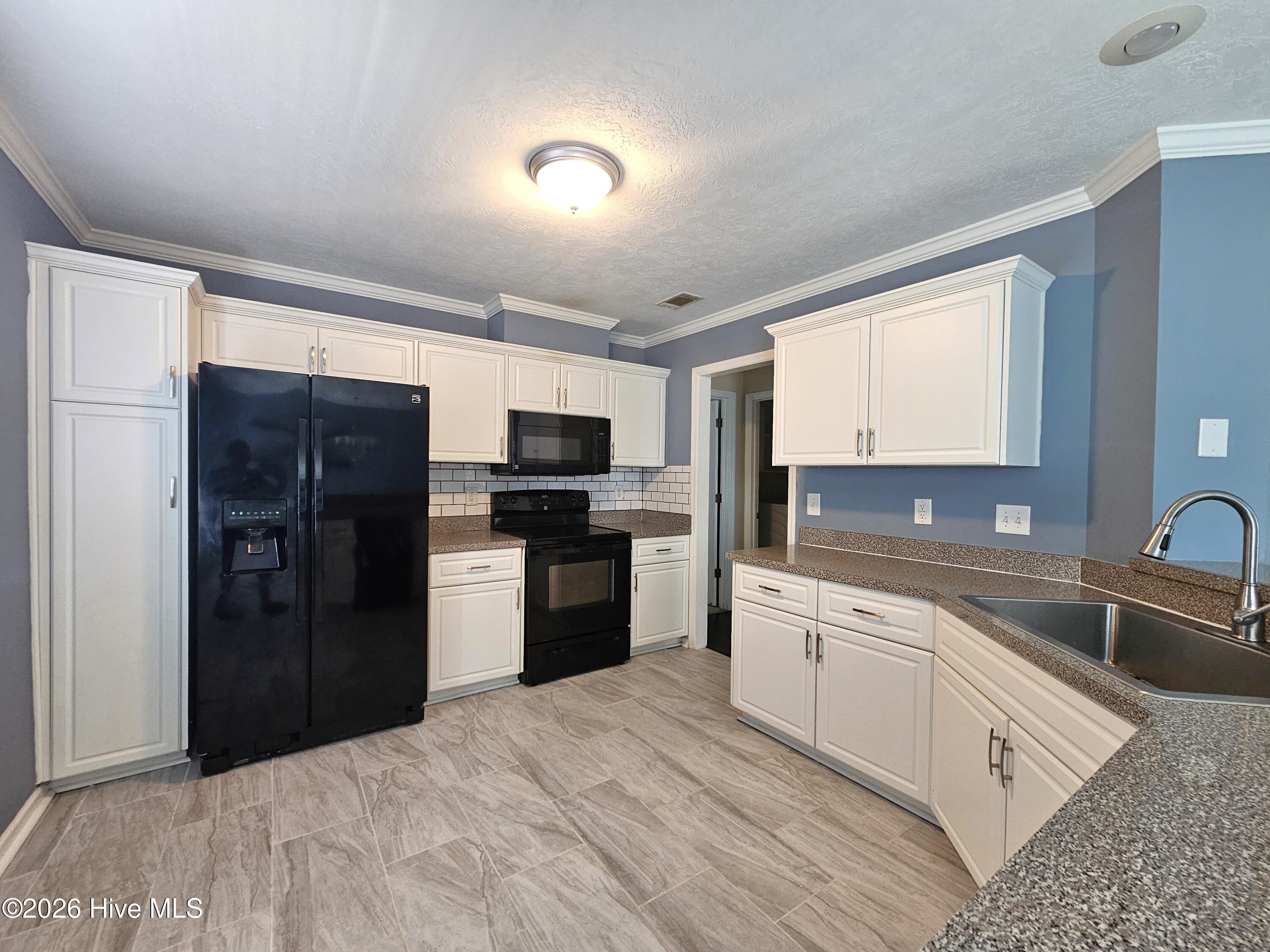 770 Michelle Court Property Photo 7