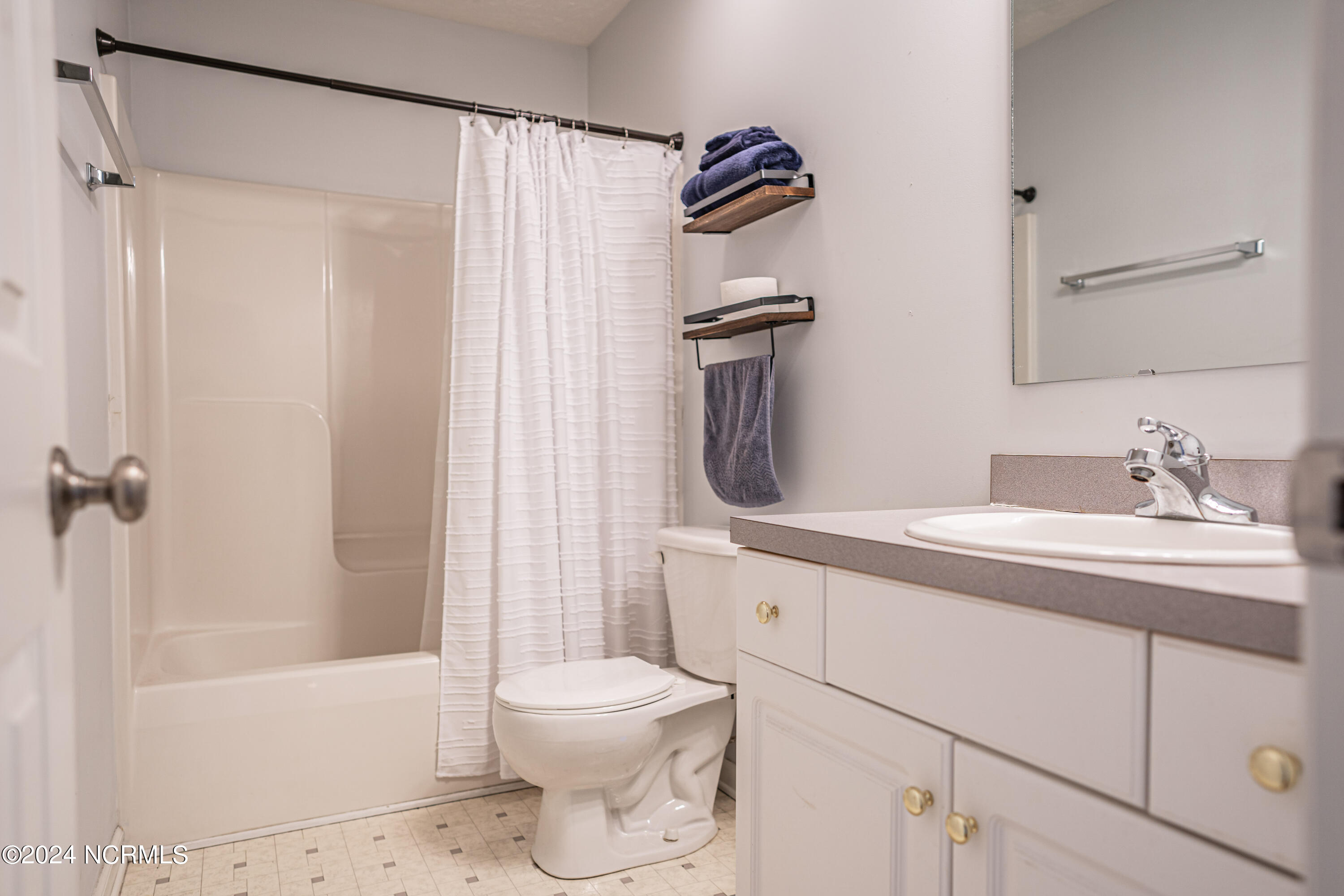 475 Northview Drive Property Photo 15
