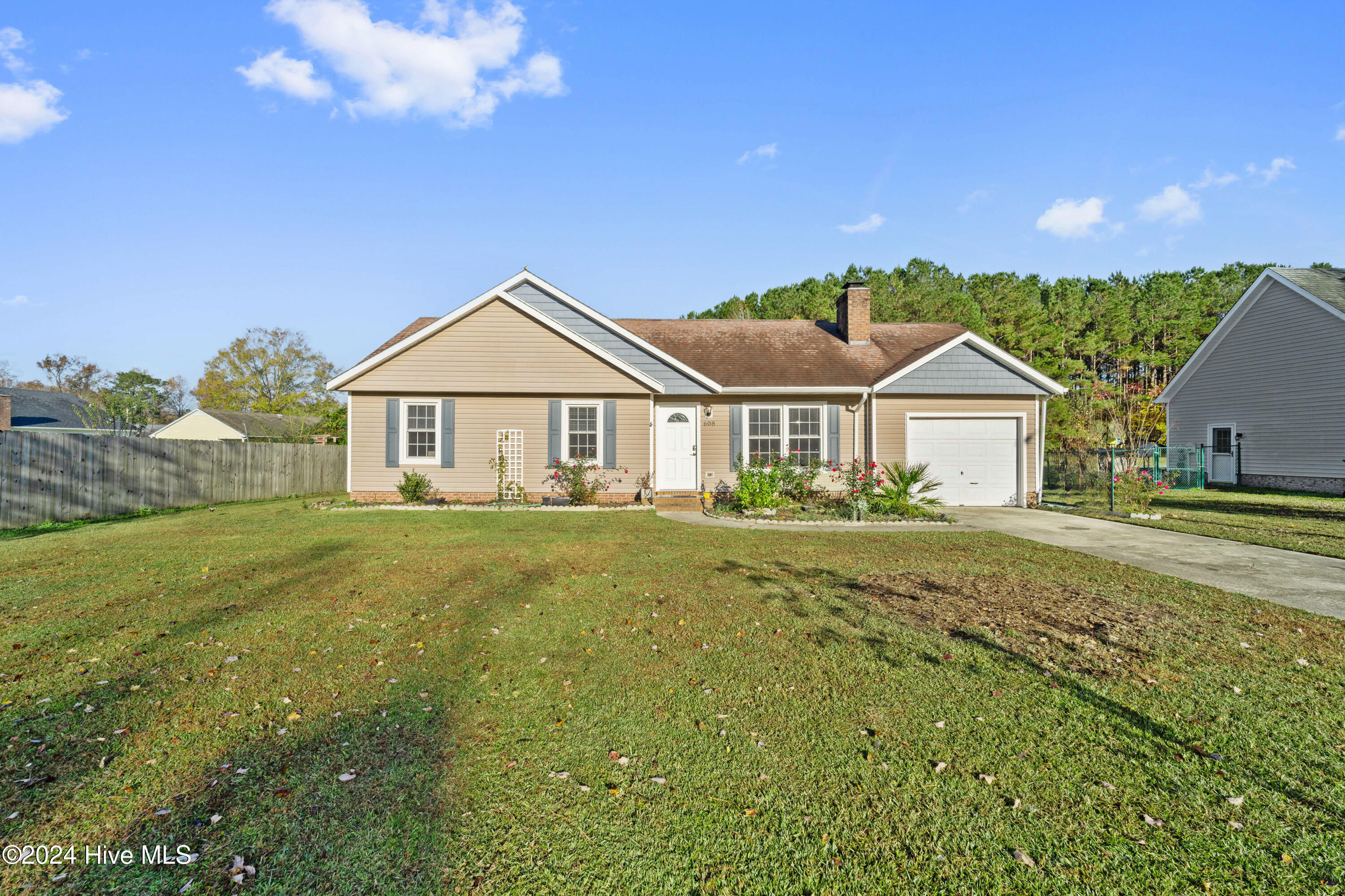608 Mallard Drive Property Photo 1