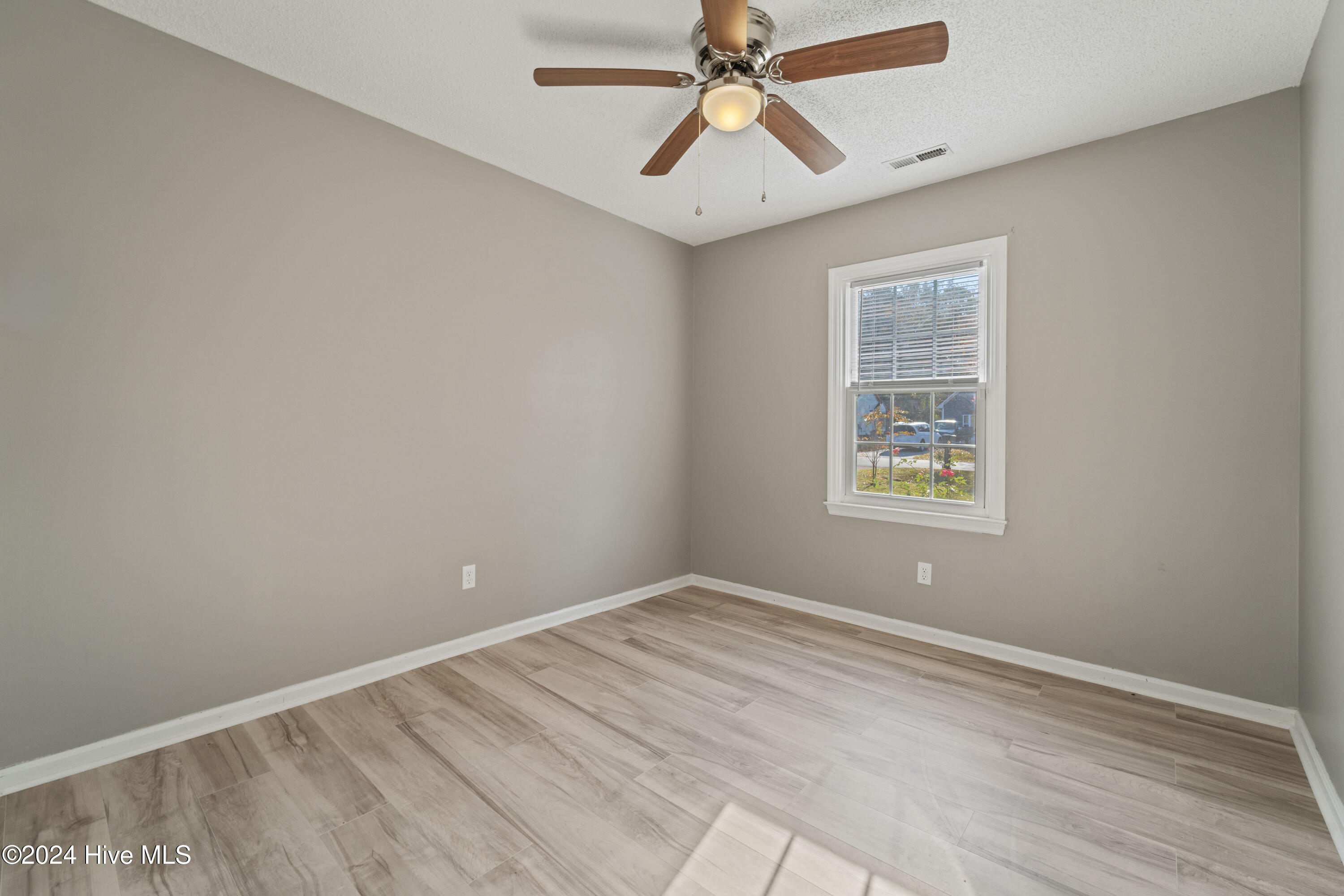608 Mallard Drive Property Photo 11