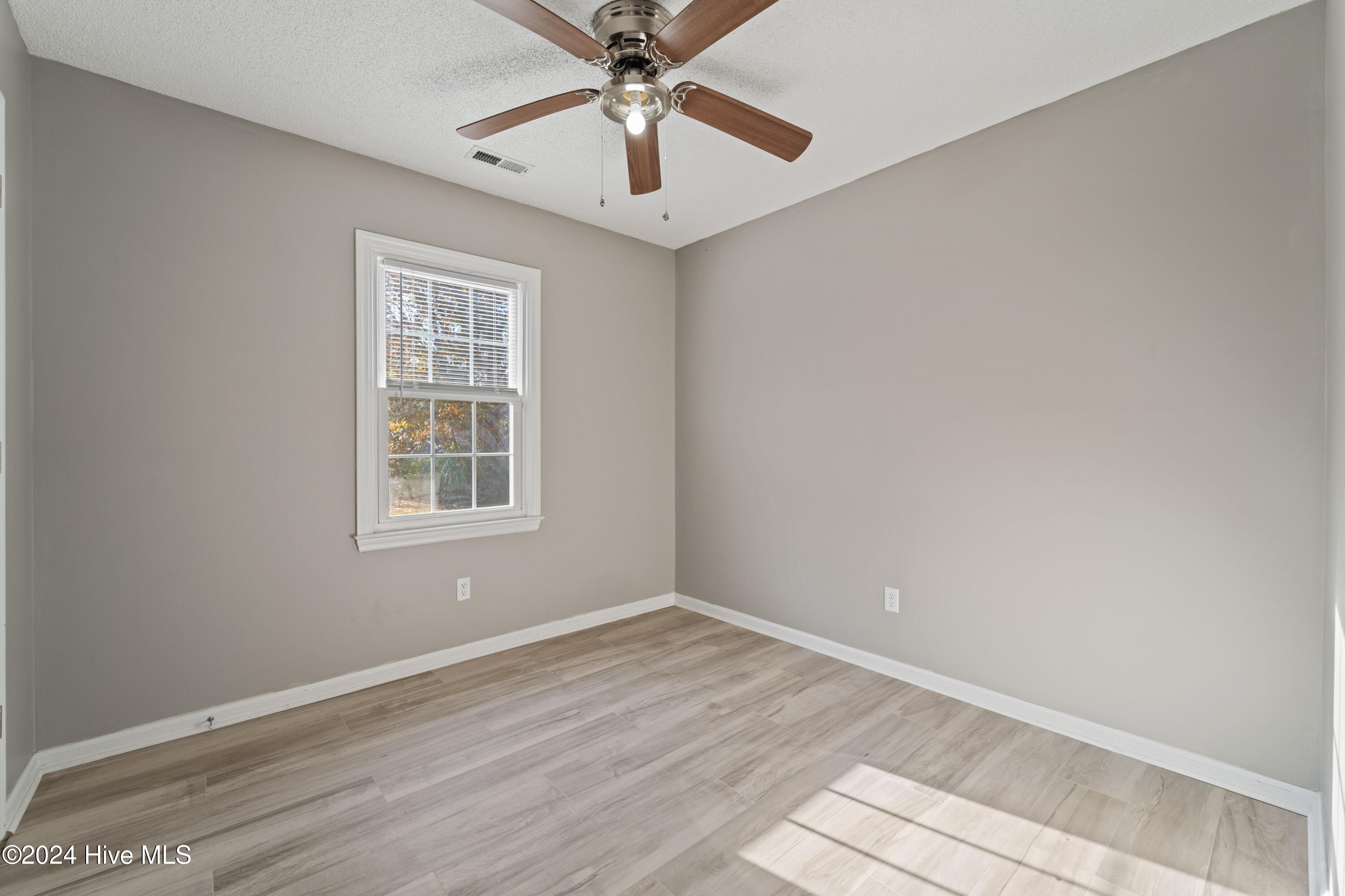 608 Mallard Drive Property Photo 13
