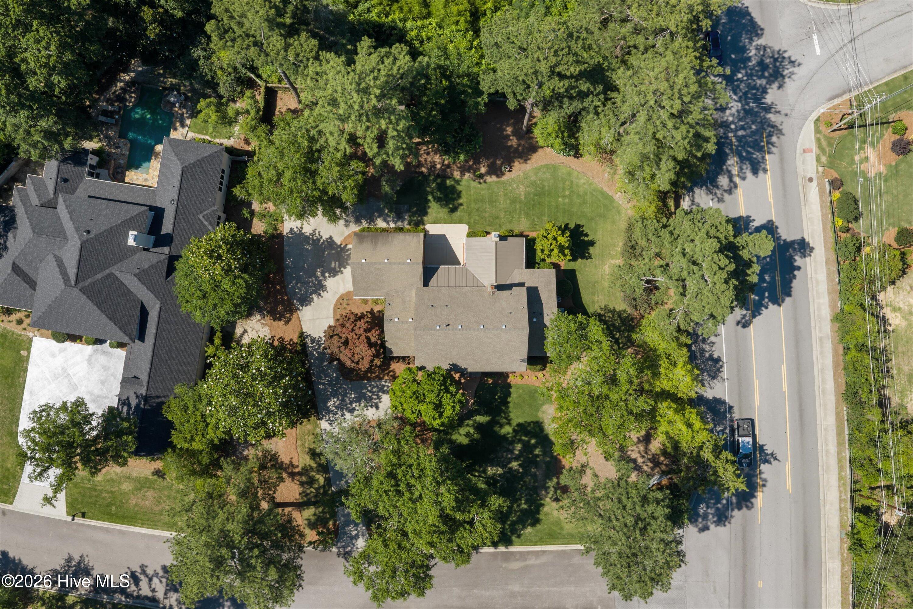 3002 Cedar Hill Lane Property Photo 4